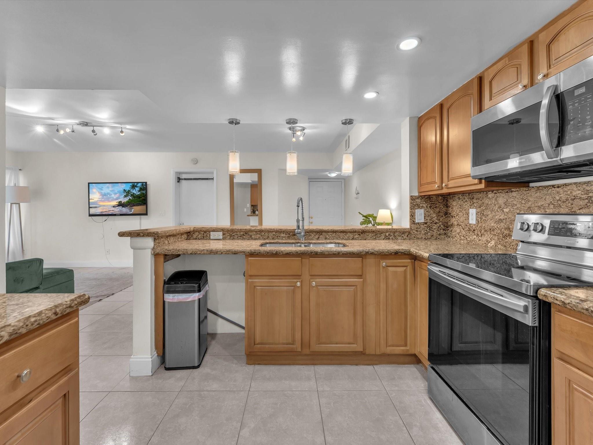 9022 W Atlantic Boulevard 213, Coral Springs, FL 33071, Coral Springs - Photo 3