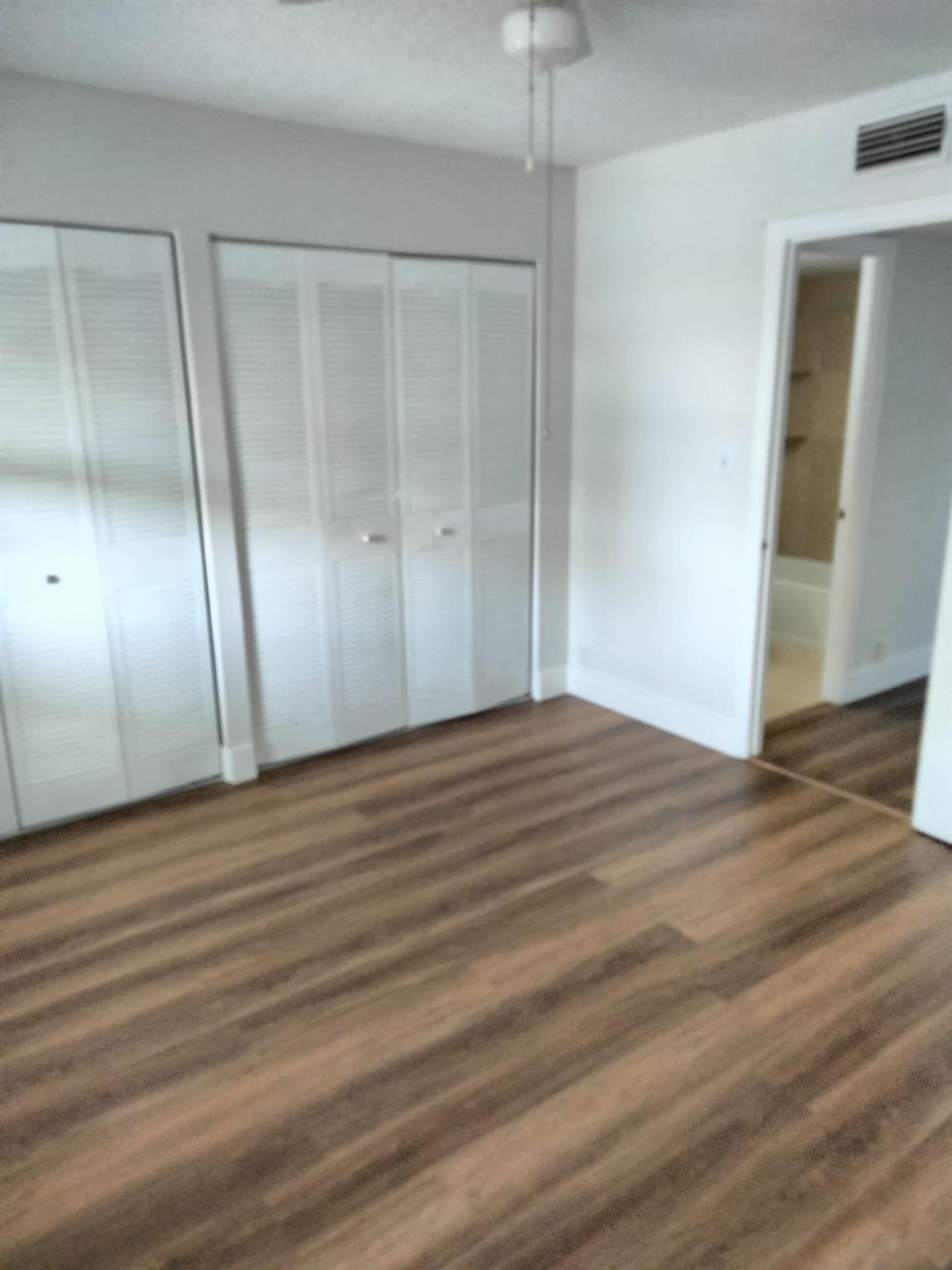 1100 Crystal Lake Drive 115, Deerfield Beach, FL 33064, Deerfield Beach - Photo 5