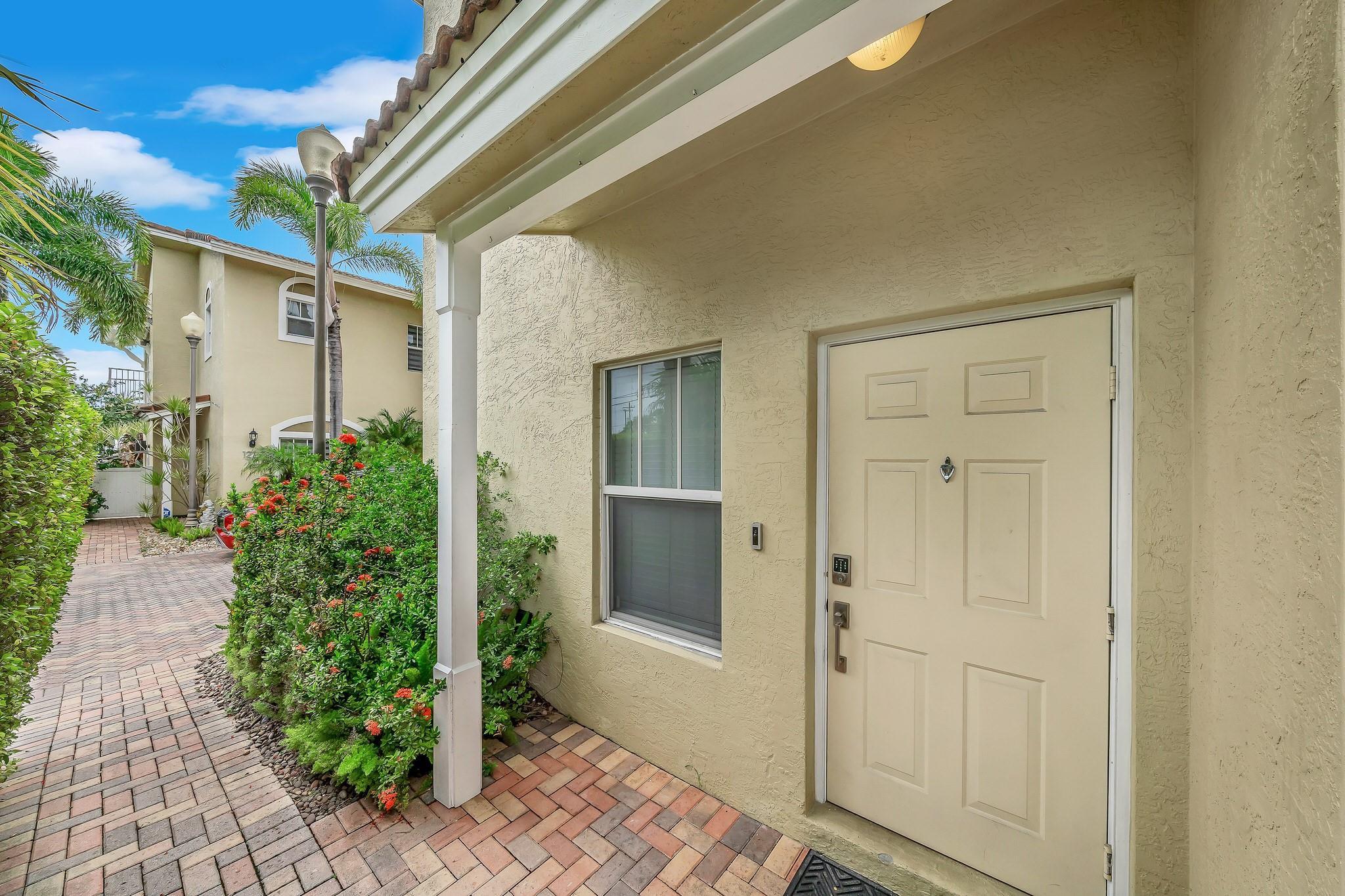 1251 NE 32nd Street, Oakland Park, FL 33334, Oakland Park - Photo 4