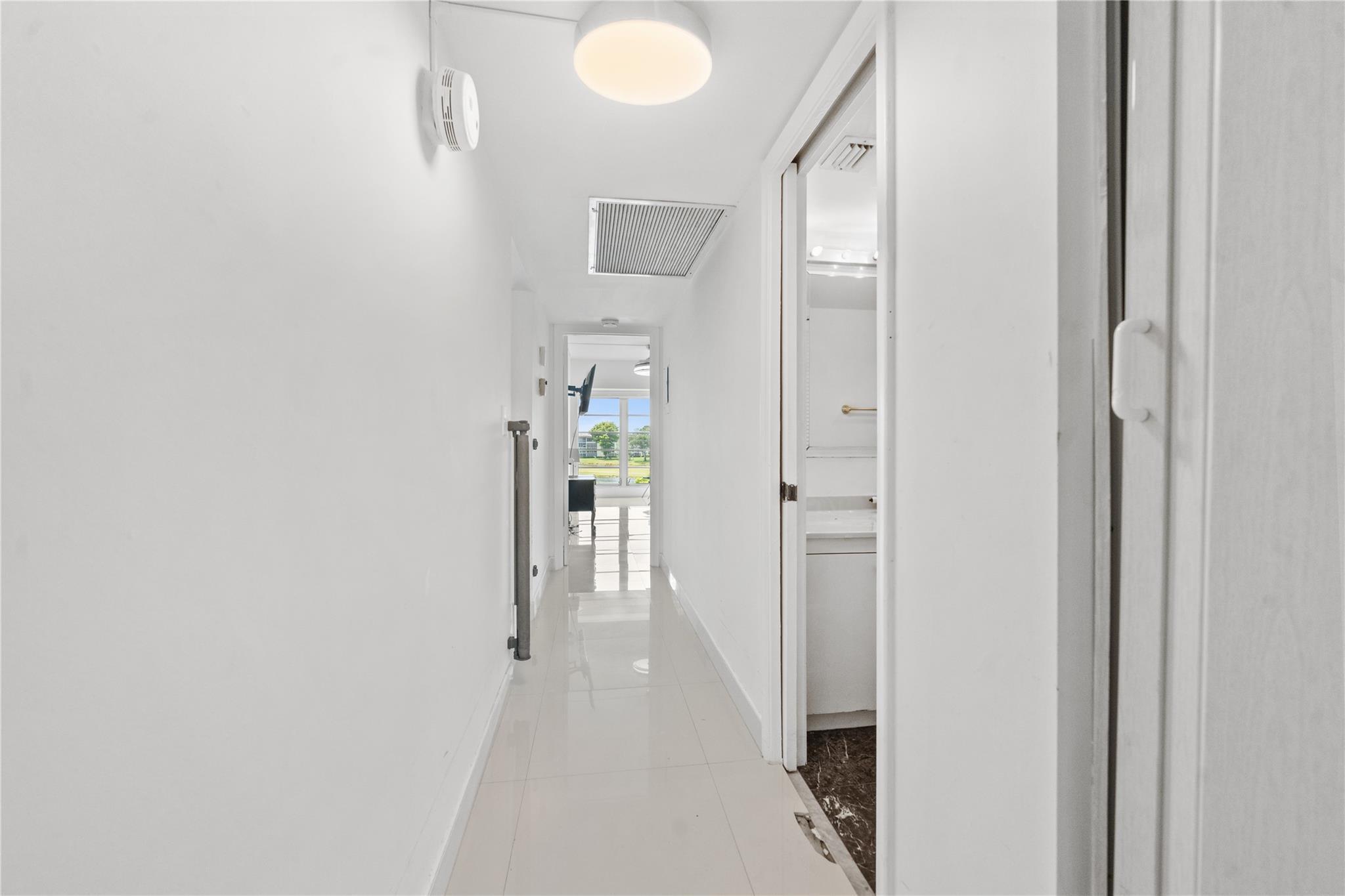 3004 Portofino Isle K4, Coconut Creek, FL 33066, Coconut Creek - Photo 5