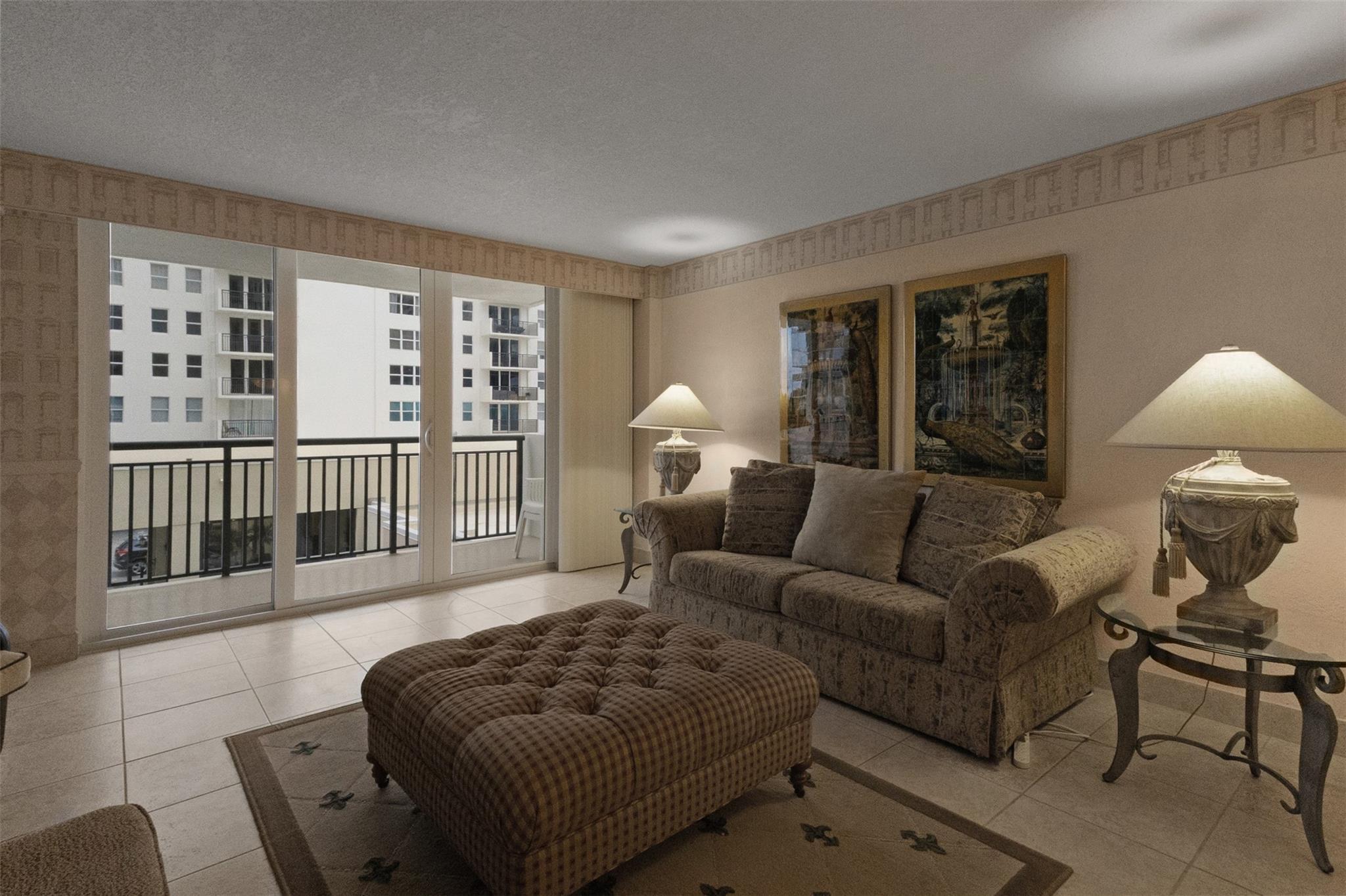 1147 Hillsboro Mile 307, Hillsboro Beach, FL 33062, Hillsboro Beach - Photo 4