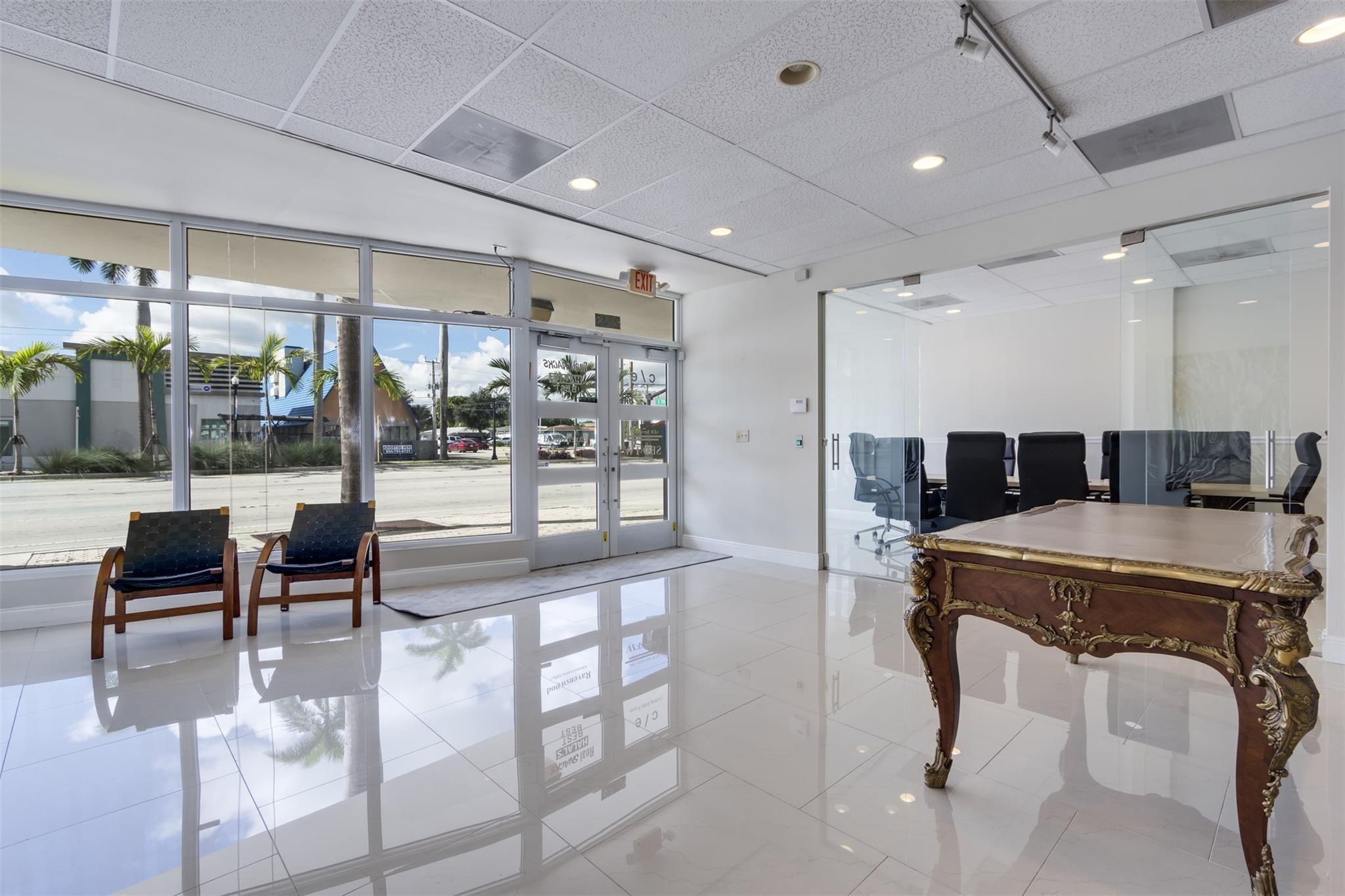 2743 Hollywood Boulevard, Hollywood, FL 33020, Hollywood - Photo 4