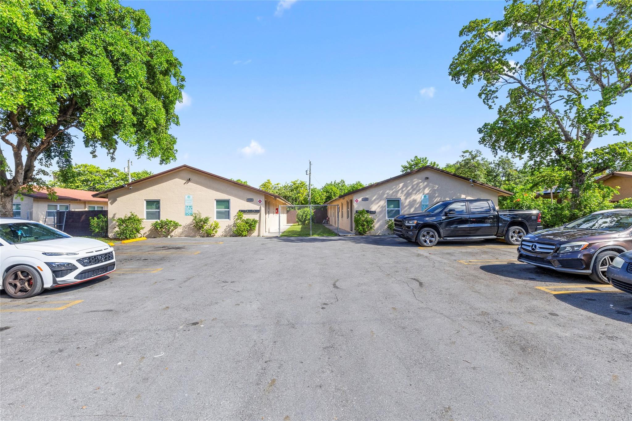 229 NW 12th Court, Pompano Beach, FL 33060, Pompano Beach - Photo 2