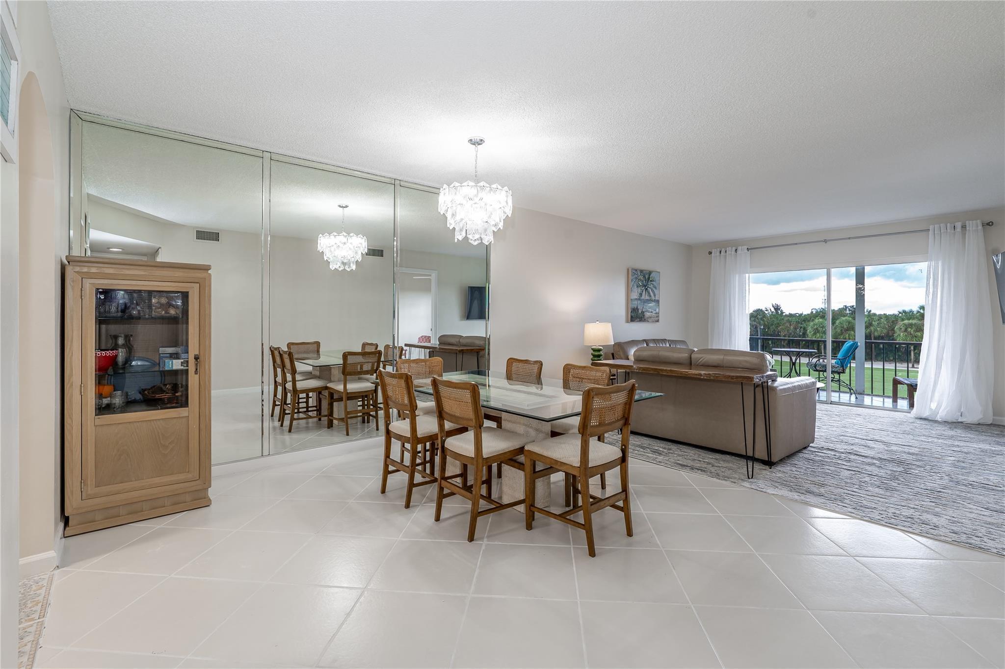 9411 N Hollybrook Lake Drive 309, Pembroke Pines, FL 33025, Pembroke Pines - Photo 3