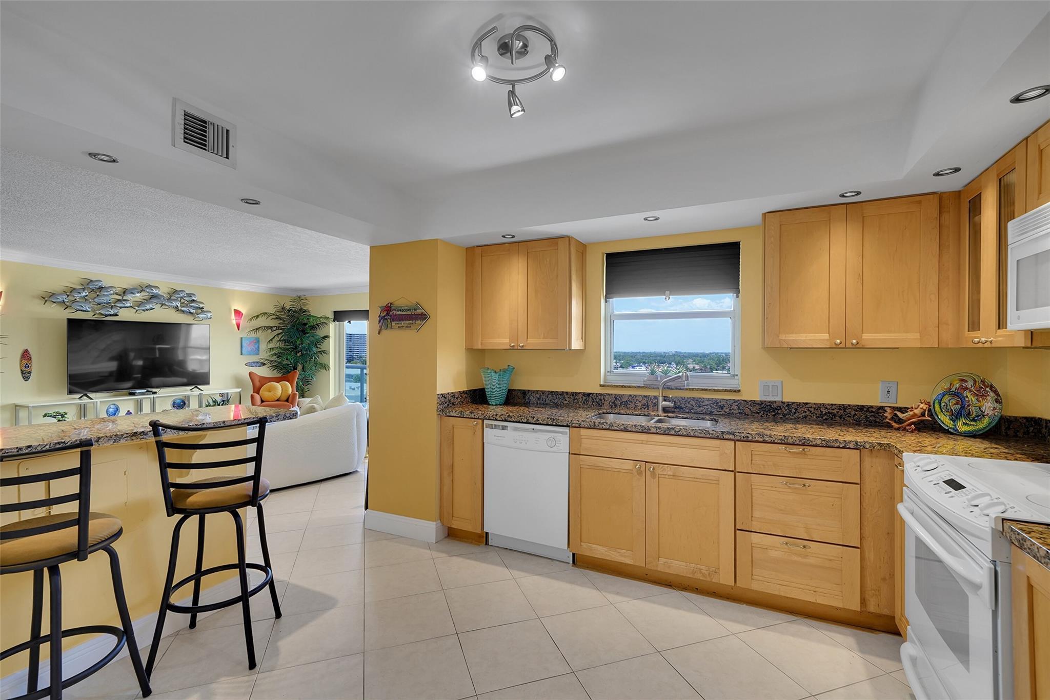 3900 Galt Ocean Drive 708, Fort Lauderdale, FL 33308, Fort Lauderdale - Photo 4