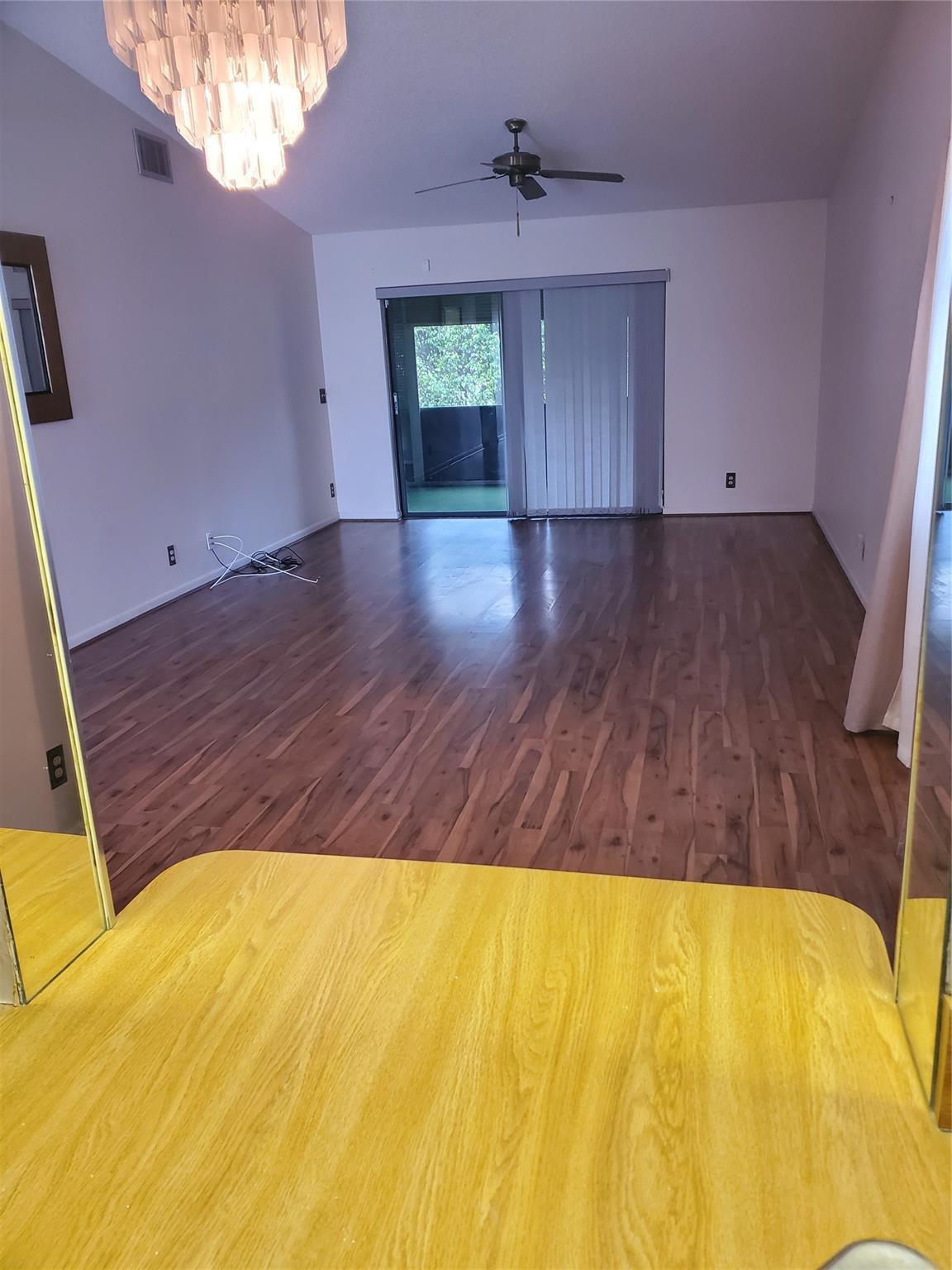 , West Palm Beach - Photo 3