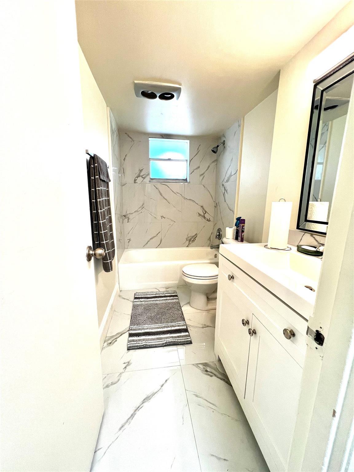 3080 Holiday Springs Boulevard 301, Margate, FL 33063, Margate - Photo 2