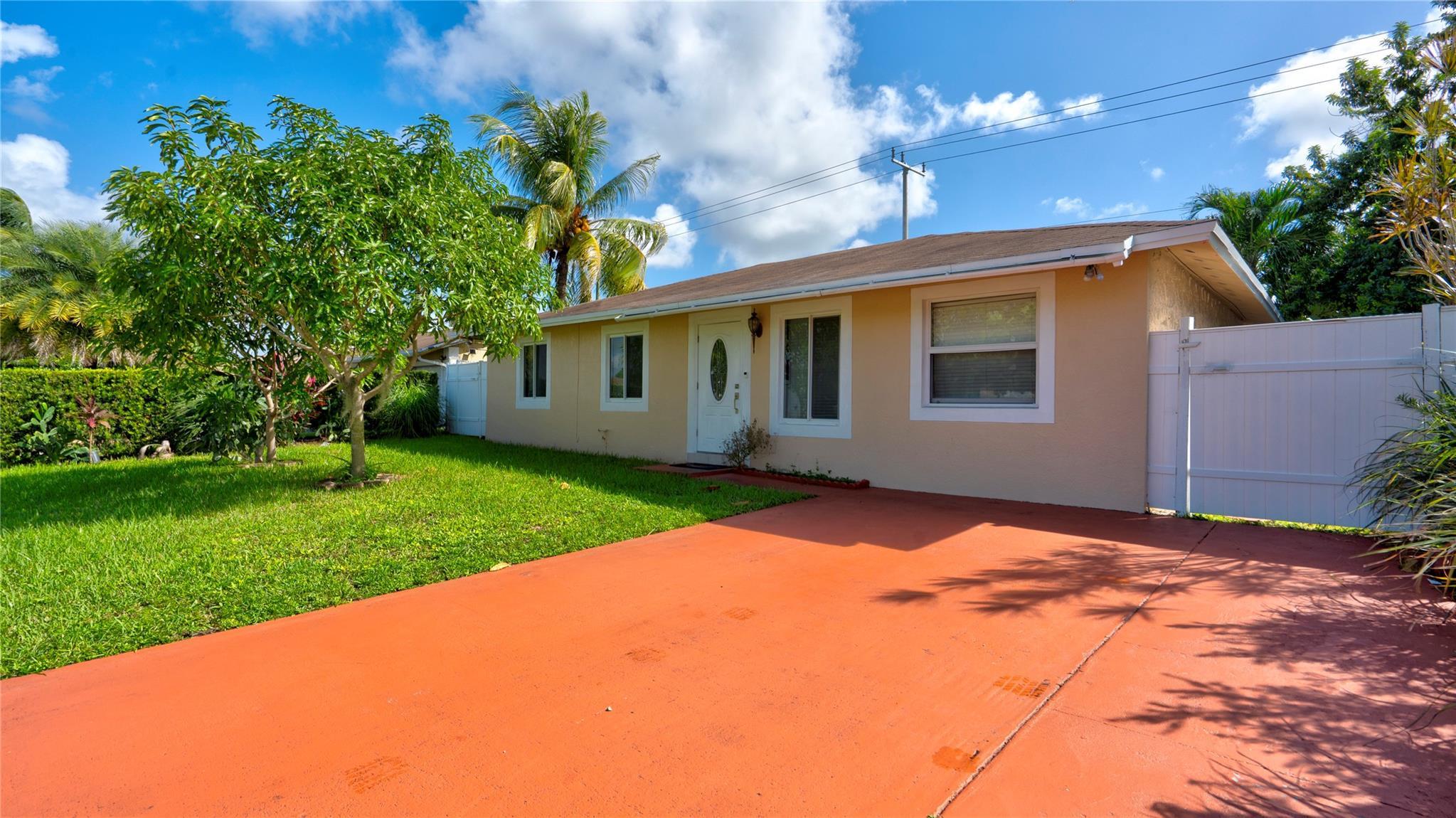 520 SW 81st Terrace, North Lauderdale, FL 33068, North Lauderdale