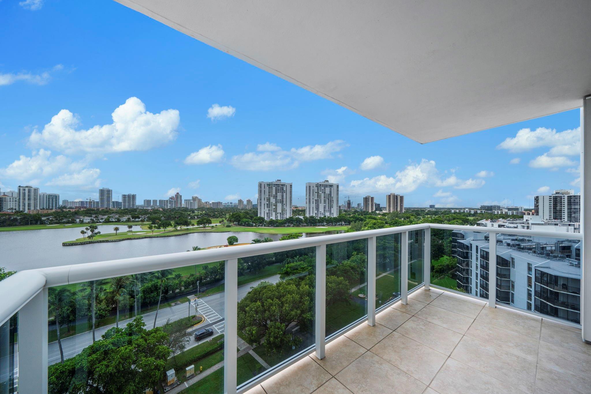 3625 N Country Club Drive 1208, Aventura, FL 33180, Aventura - Photo 2