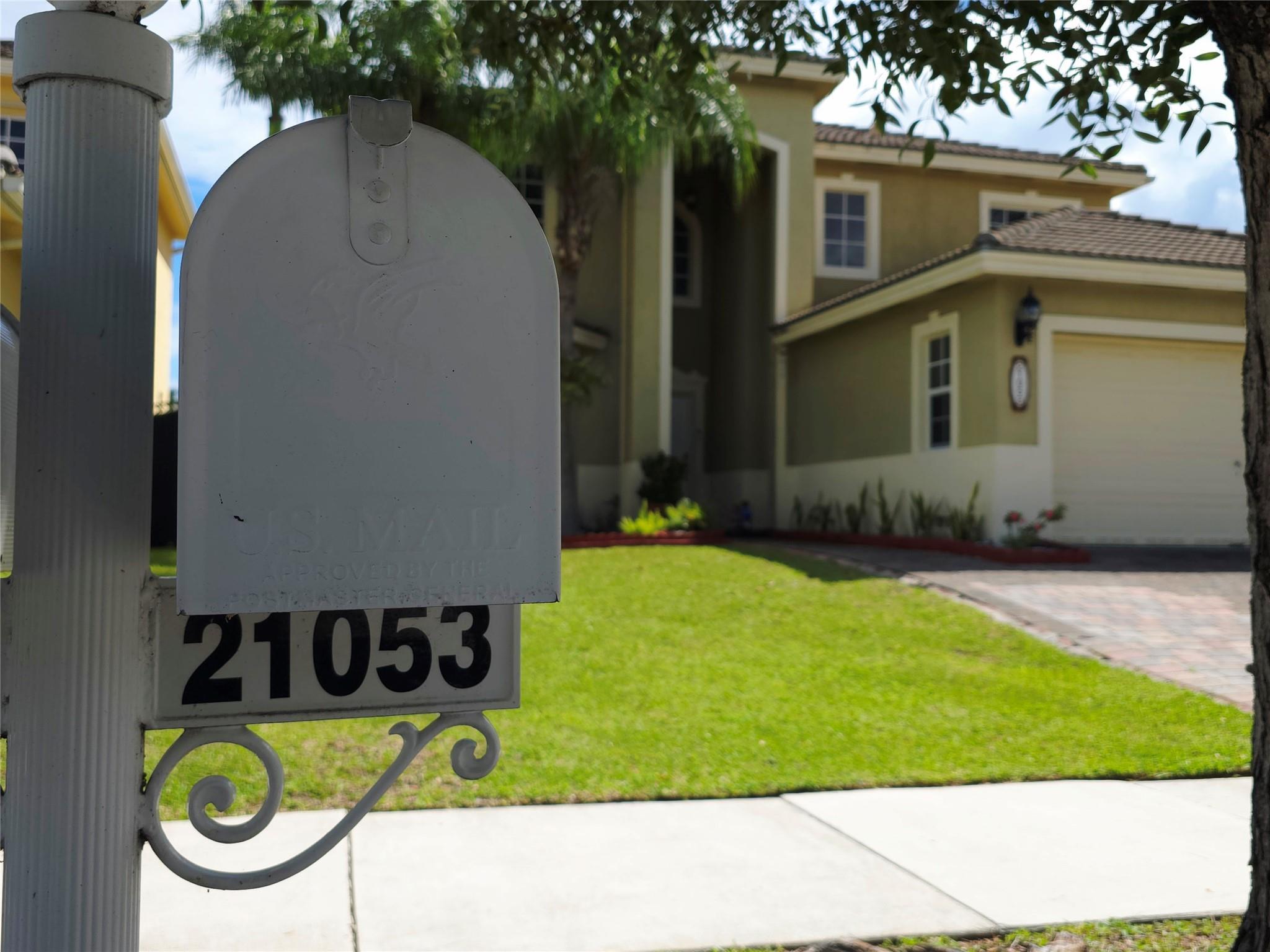 21053 SW 88th Place, Cutler Bay, FL 33189, Cutler Bay - Photo 3