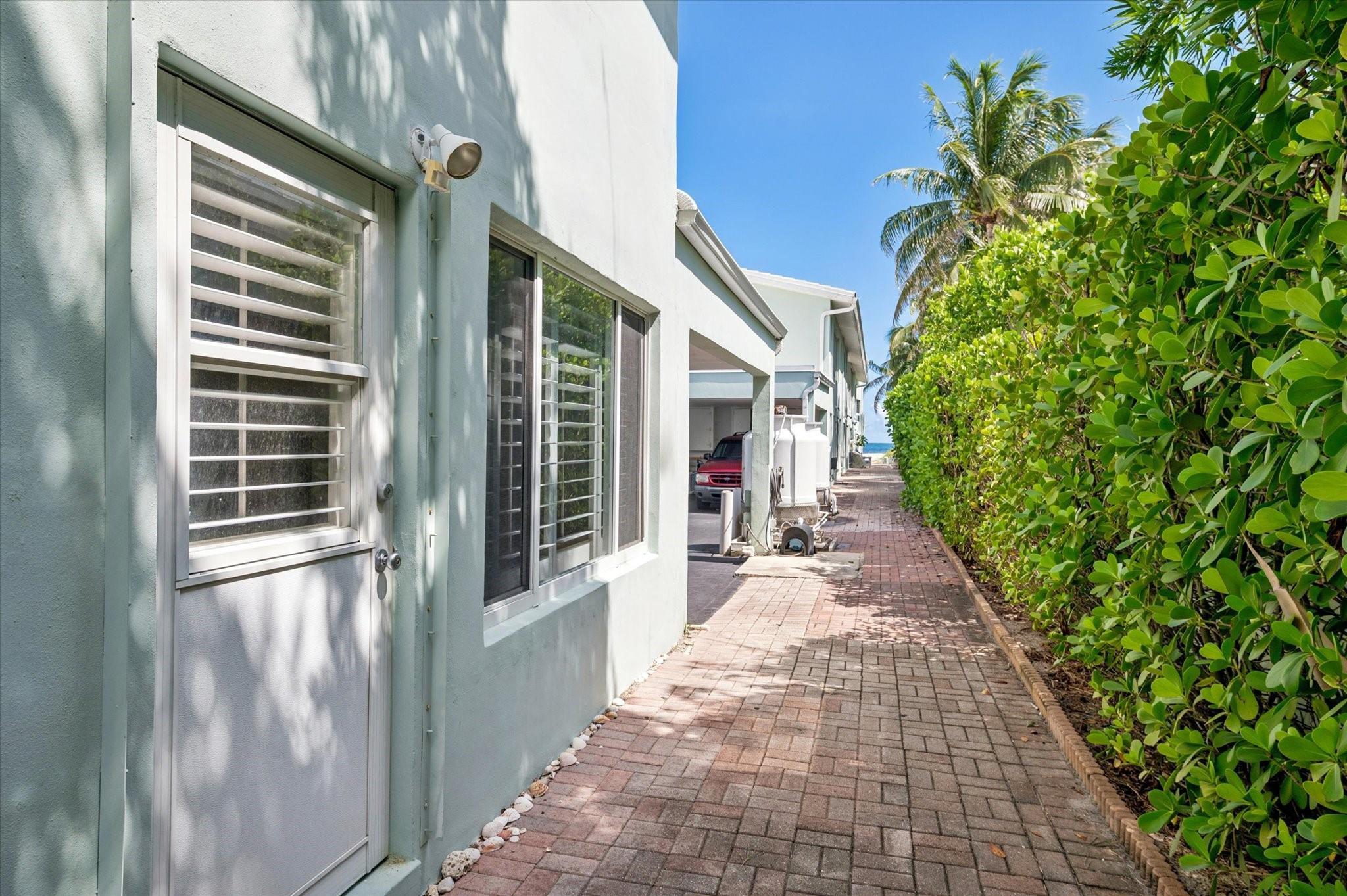 5400 N Ocean Boulevard 44, Lauderdale-By-The-Sea, FL 33308, Lauderdale-By-The-Sea - Photo 2