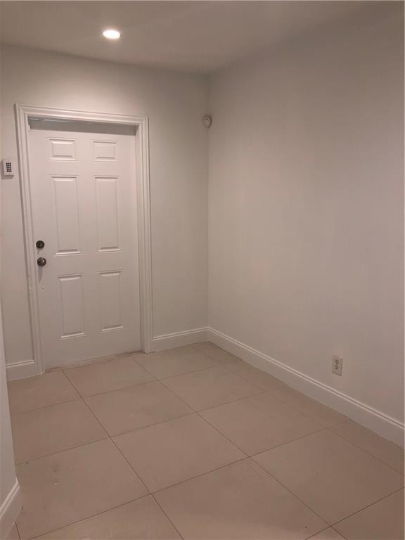 5273 NE 17th Avenue, Pompano Beach, FL 33064, Pompano Beach - Photo 3