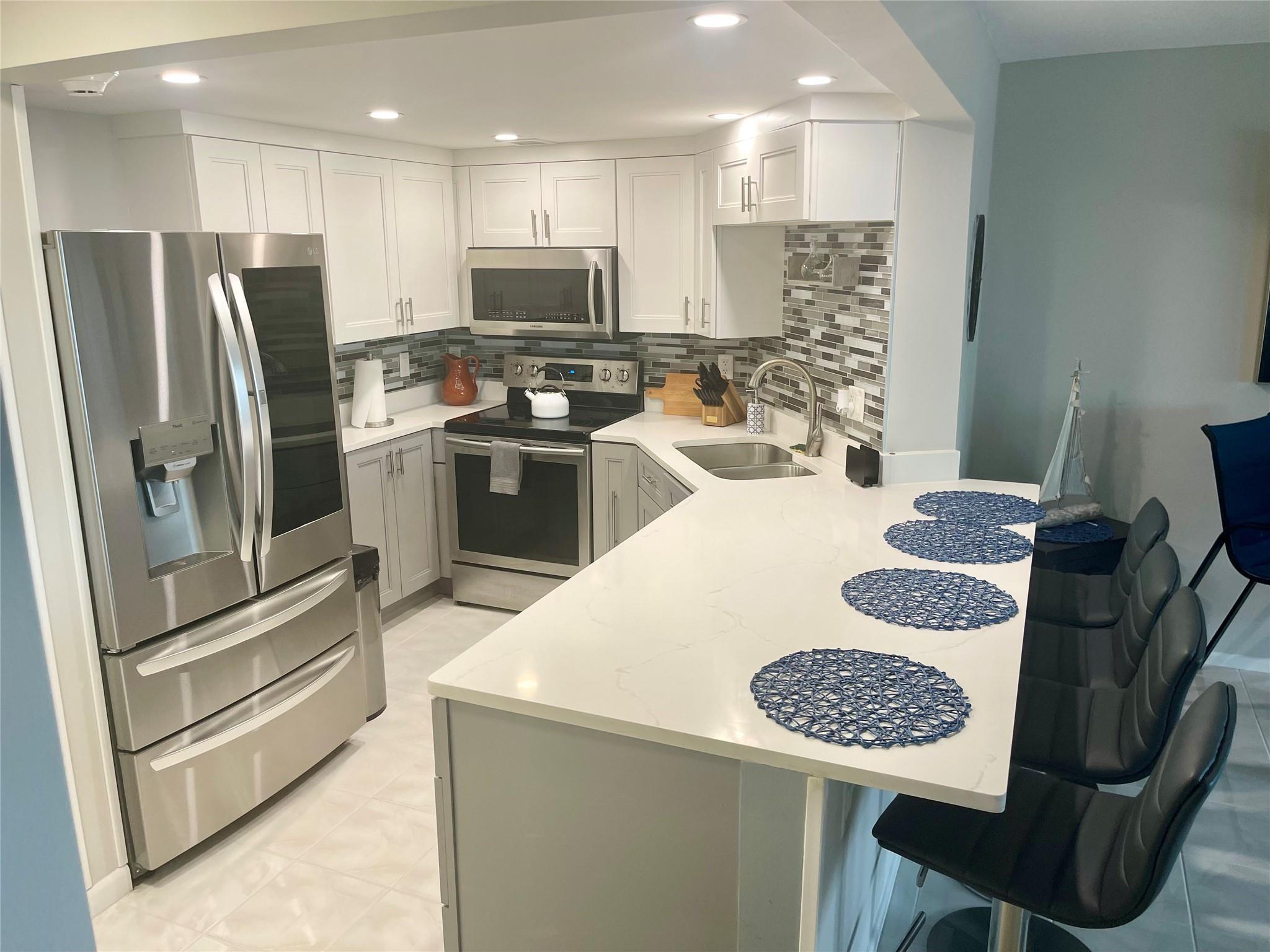 133 N Pompano Beach Boulevard 1509, Pompano Beach, FL 33062, Pompano Beach - Photo 3