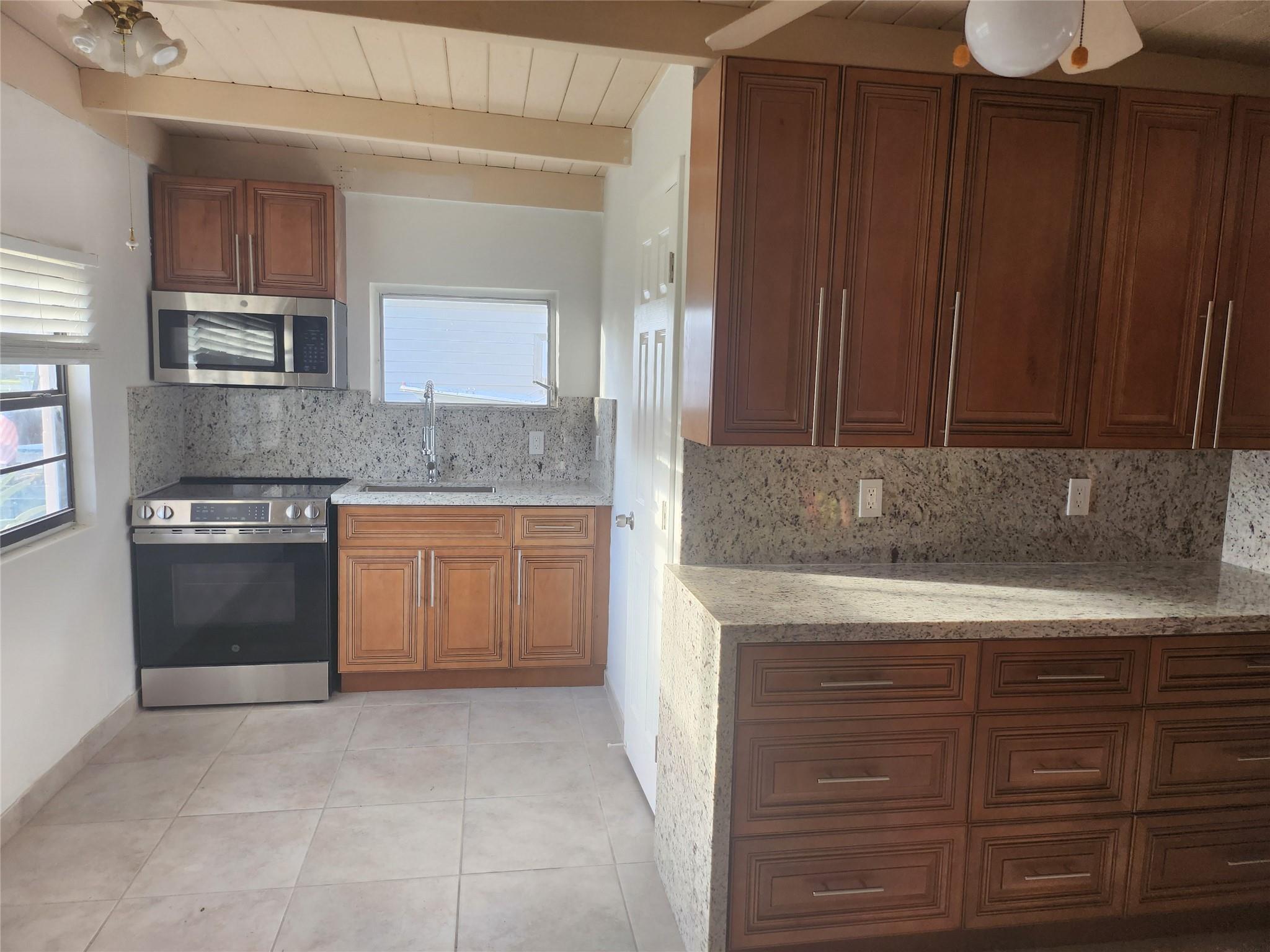 1079 3rd, Okeechobee, FL 34974, Okeechobee - Photo 3