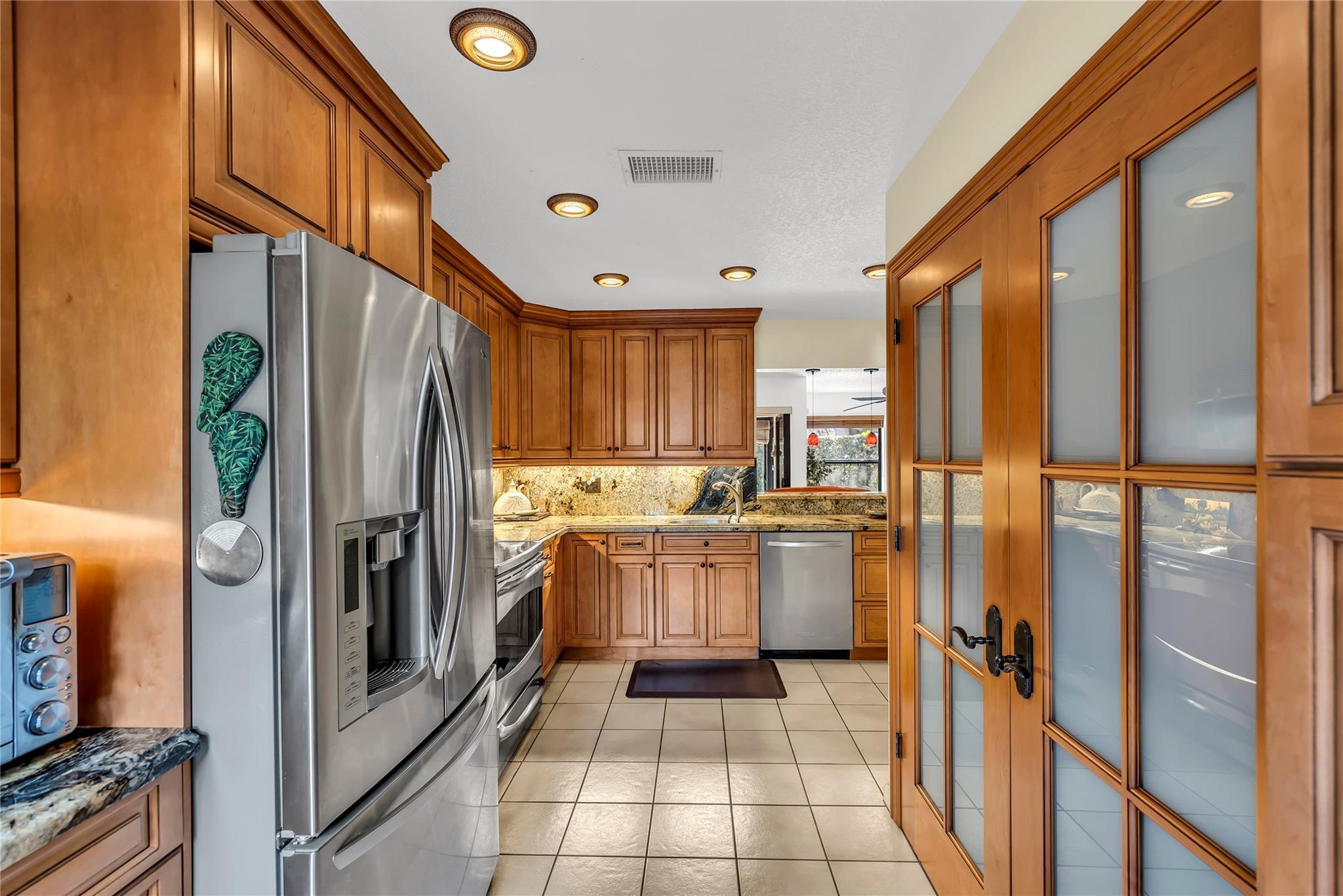 2737 NW 42nd Avenue 2737, Coconut Creek, FL 33066, Coconut Creek - Photo 2