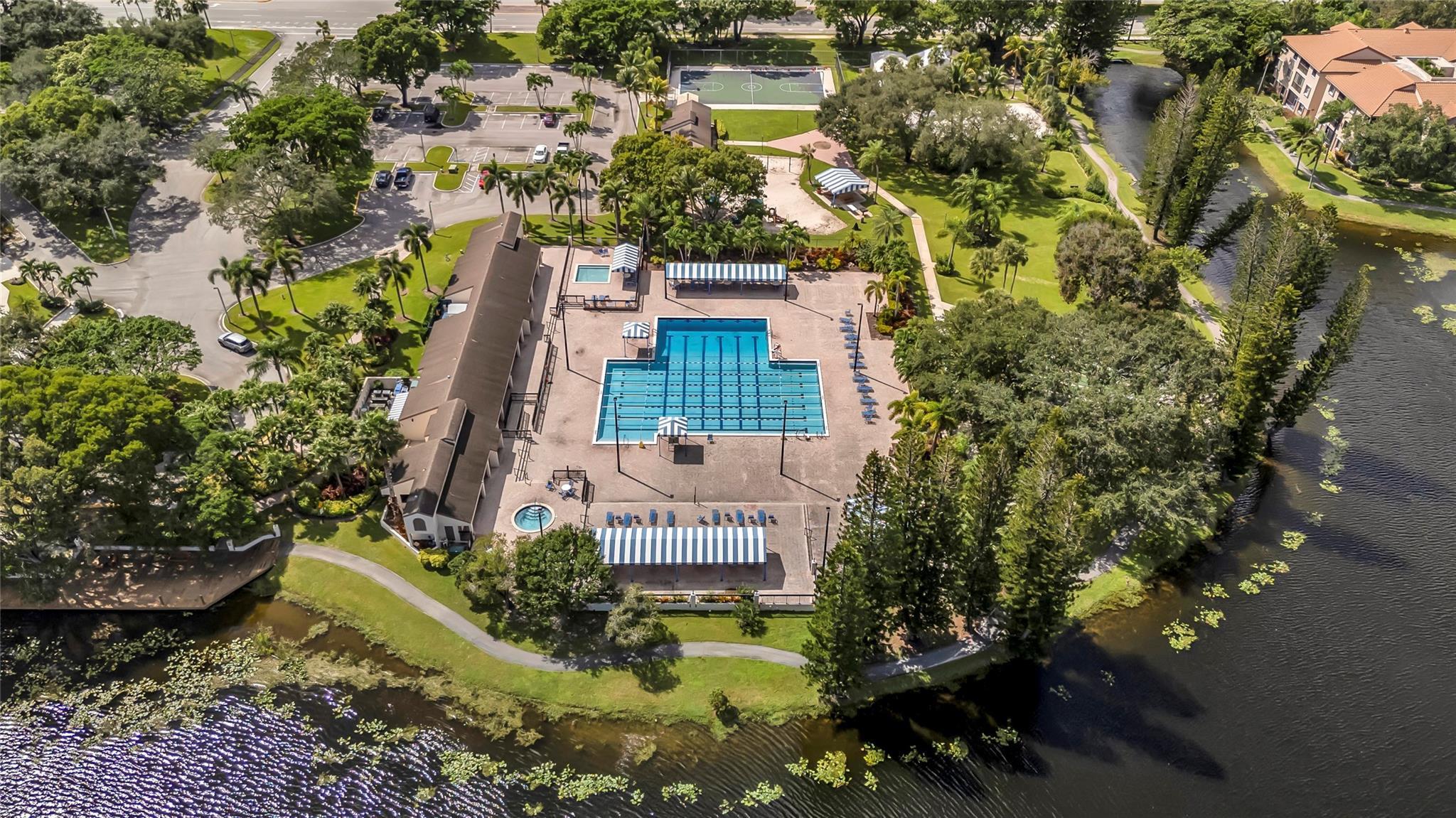 2737 NW 42nd Avenue 2737, Coconut Creek, FL 33066, Coconut Creek - Photo 4