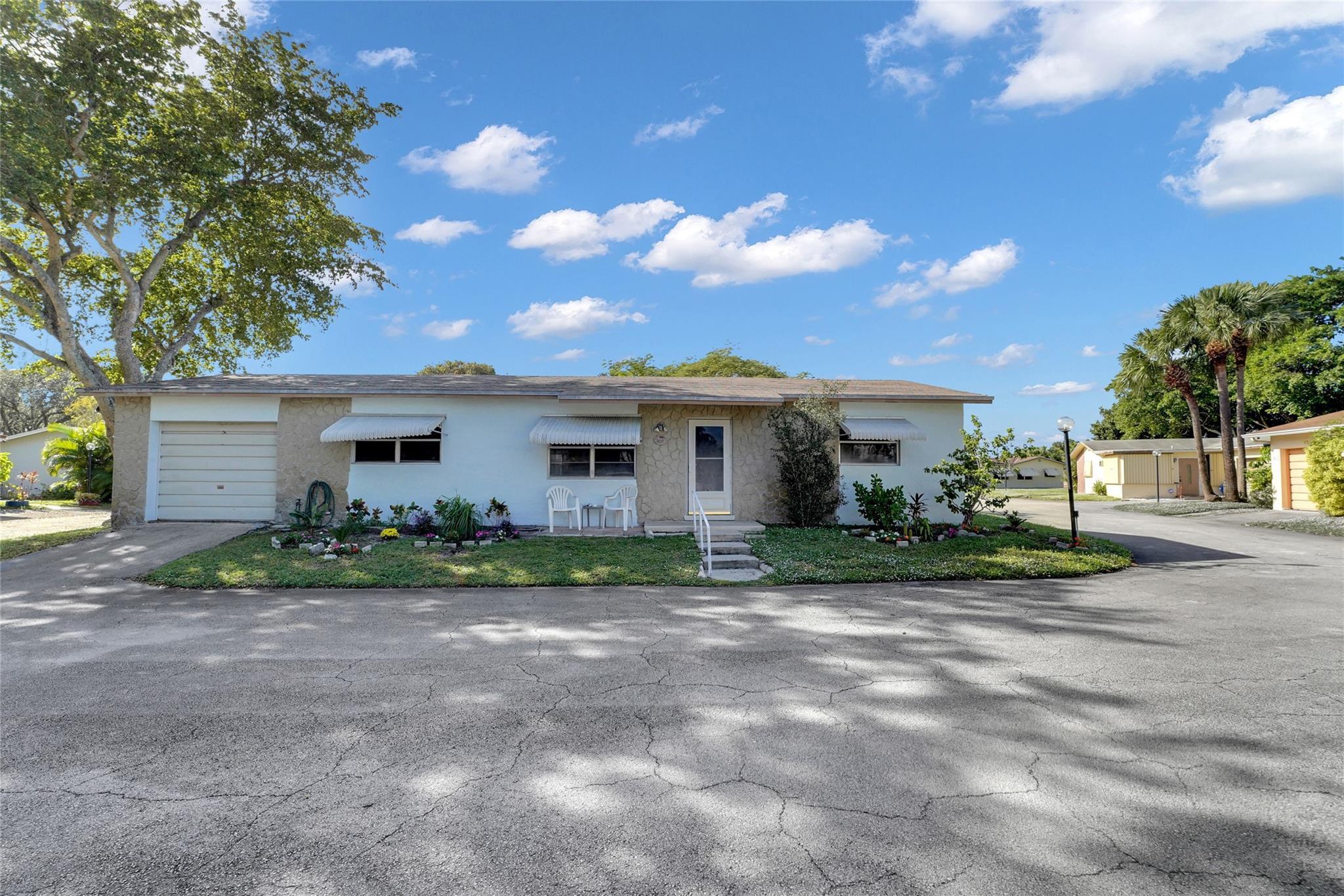 2617 SW Natura Avenue, Deerfield Beach, FL 33441, Deerfield Beach - Photo 2