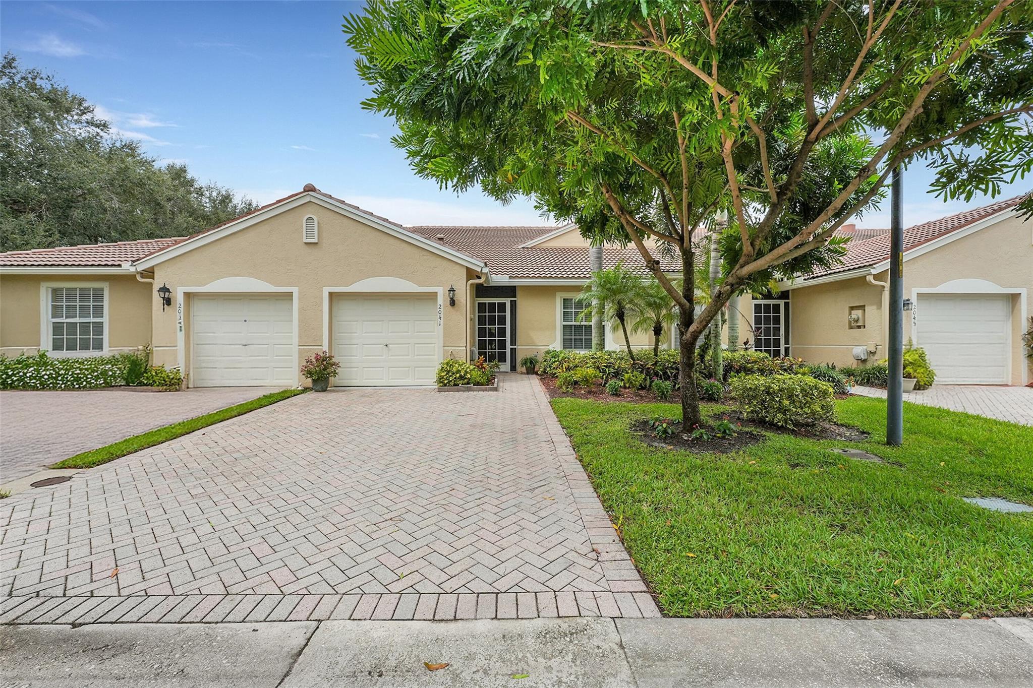 2041 Stonington Terrace, West Palm Beach, FL 33411, West Palm Beach - Photo 4