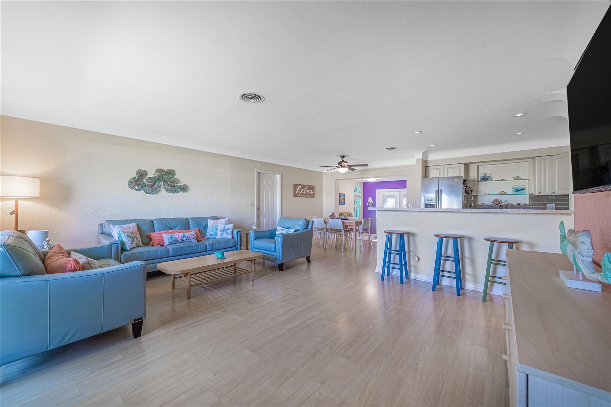 608 NE 24th Avenue, Pompano Beach, FL 33062, Pompano Beach - Photo 5