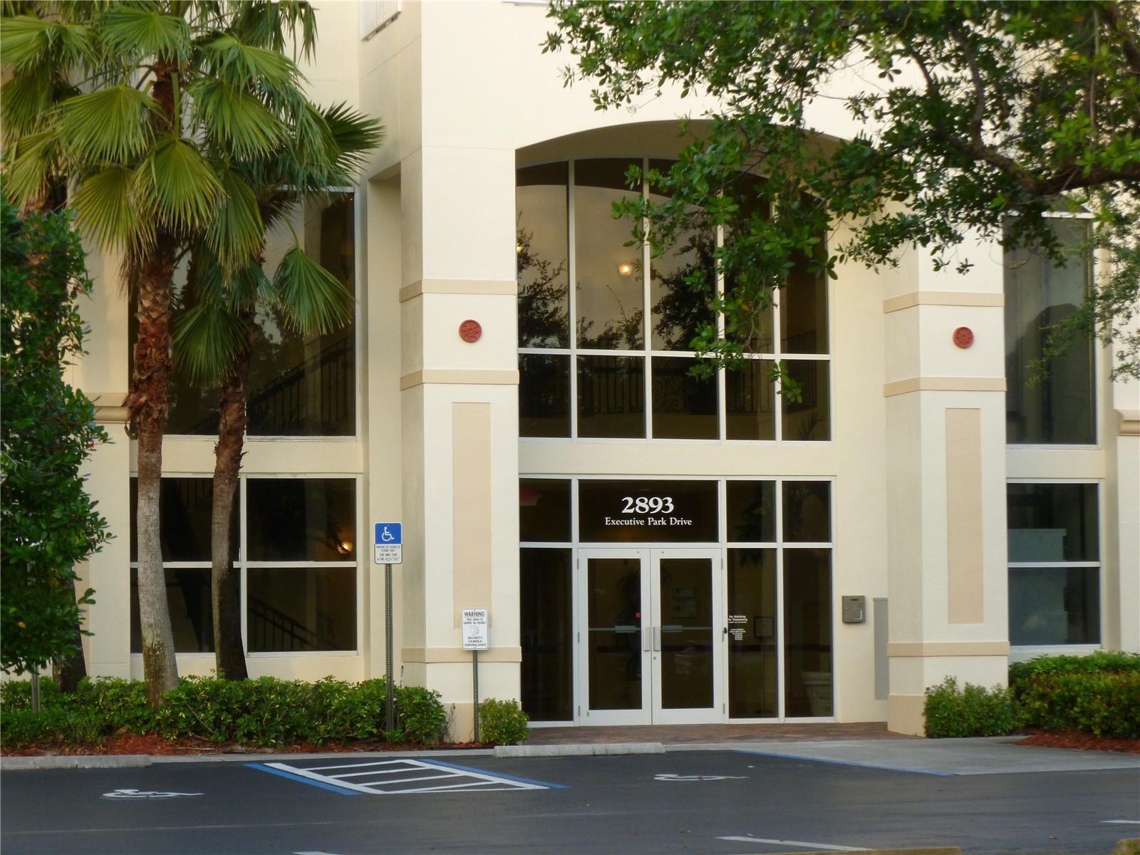 2893 Executive Park Drive 106, Weston, FL 33331, Weston - Photo 2