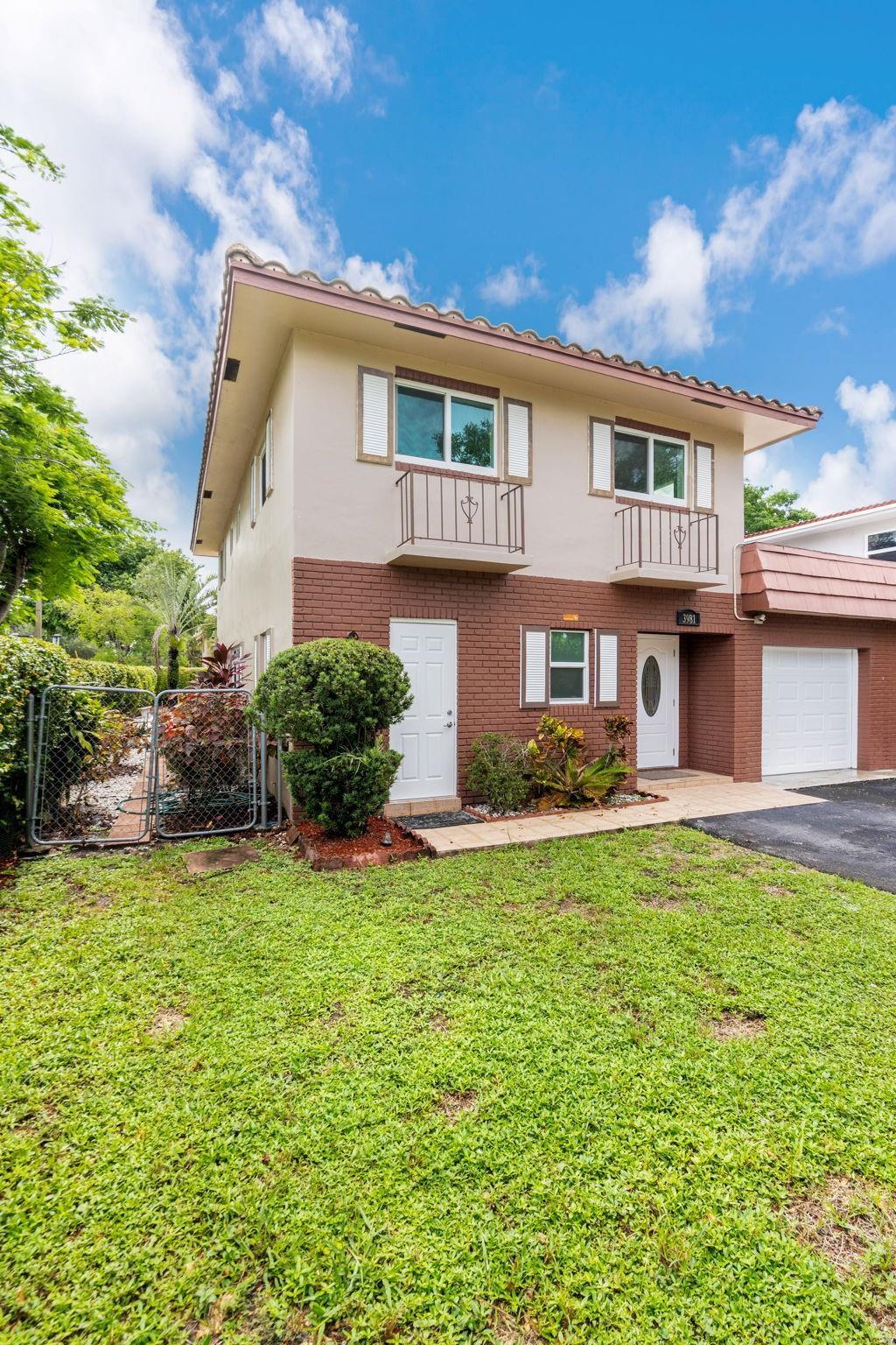 3981 NW 81st Terrace, Coral Springs, FL 33065, Coral Springs - Photo 4