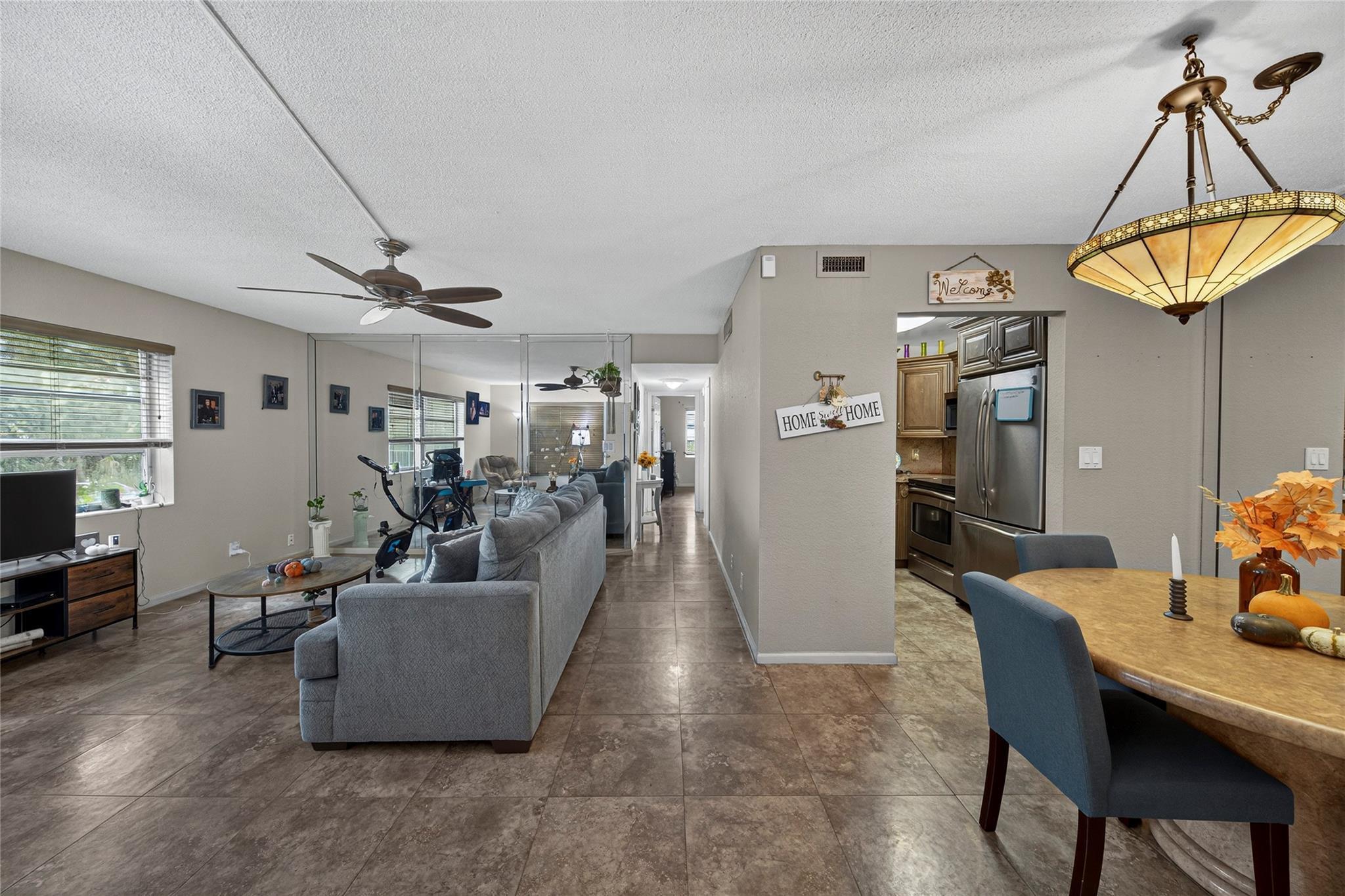 2901 NW 47th Terrace 245A, Lauderdale Lakes, FL 33313, Lauderdale Lakes - Photo 2