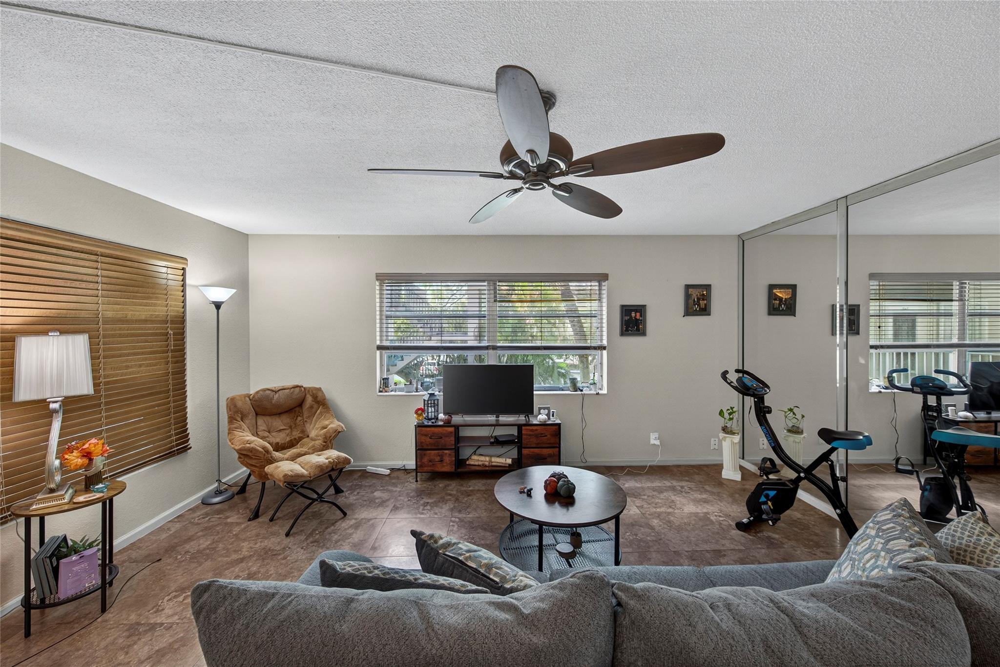 2901 NW 47th Terrace 245A, Lauderdale Lakes, FL 33313, Lauderdale Lakes - Photo 4