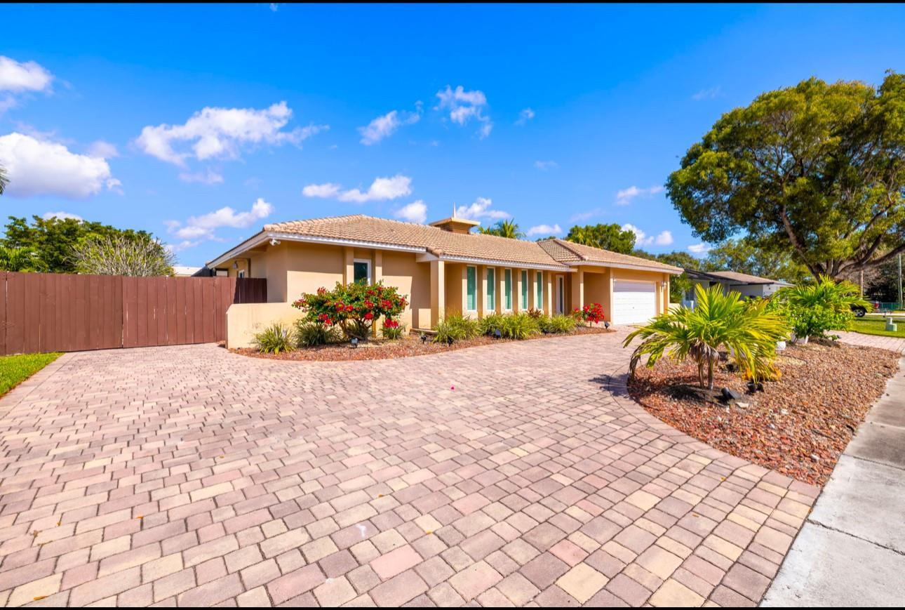 5921 SW 17th Court, Plantation, FL 33317, Plantation