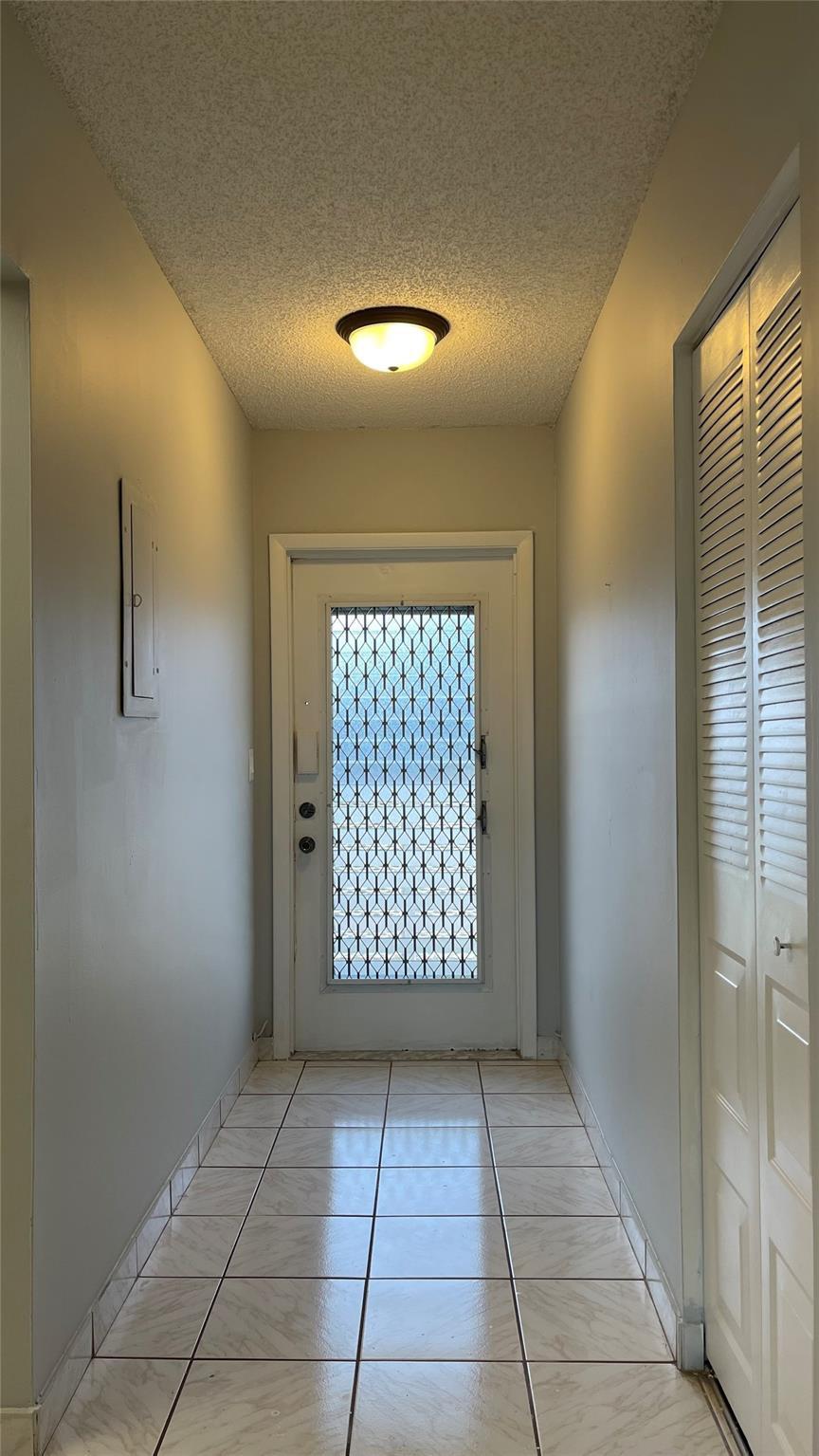 7620 NW 18th Street 203, Margate, FL 33063, Margate - Photo 5