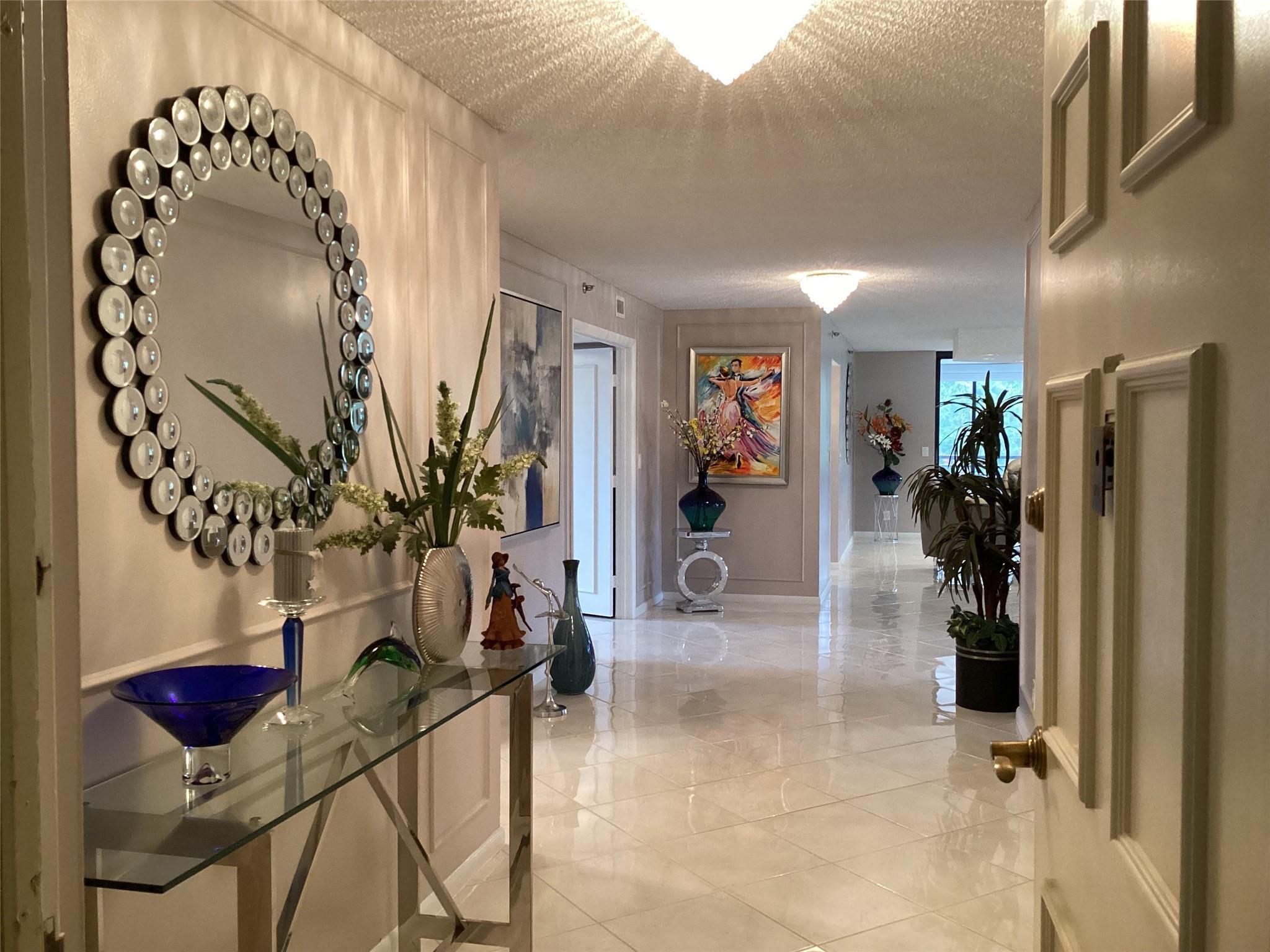 7567 Imperial Drive 201, Boca Raton, FL 33433, Boca Raton - Photo 2