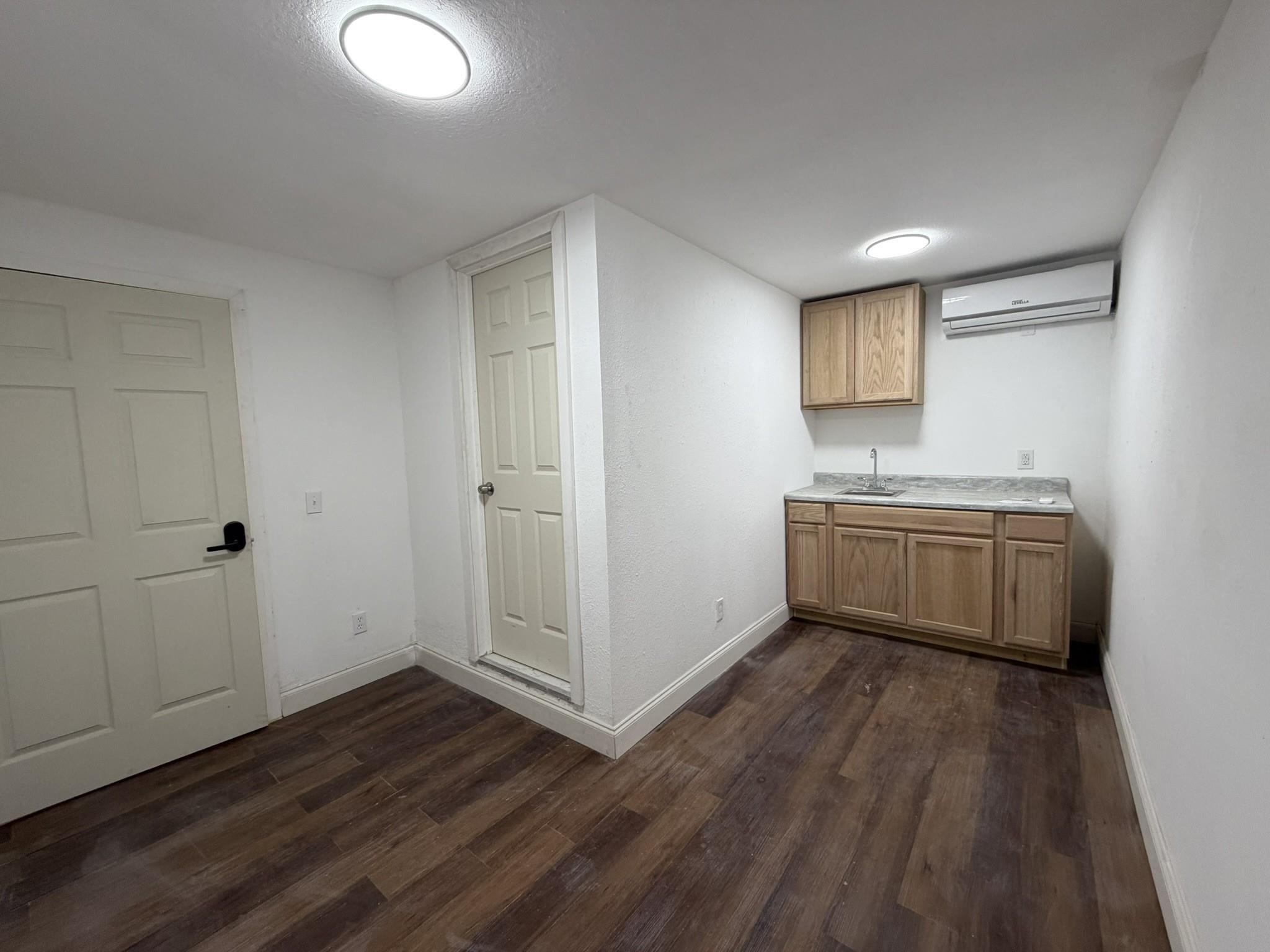 14131 NW 3rd Avenue C, Miami, FL 33168, Miami - Photo 4