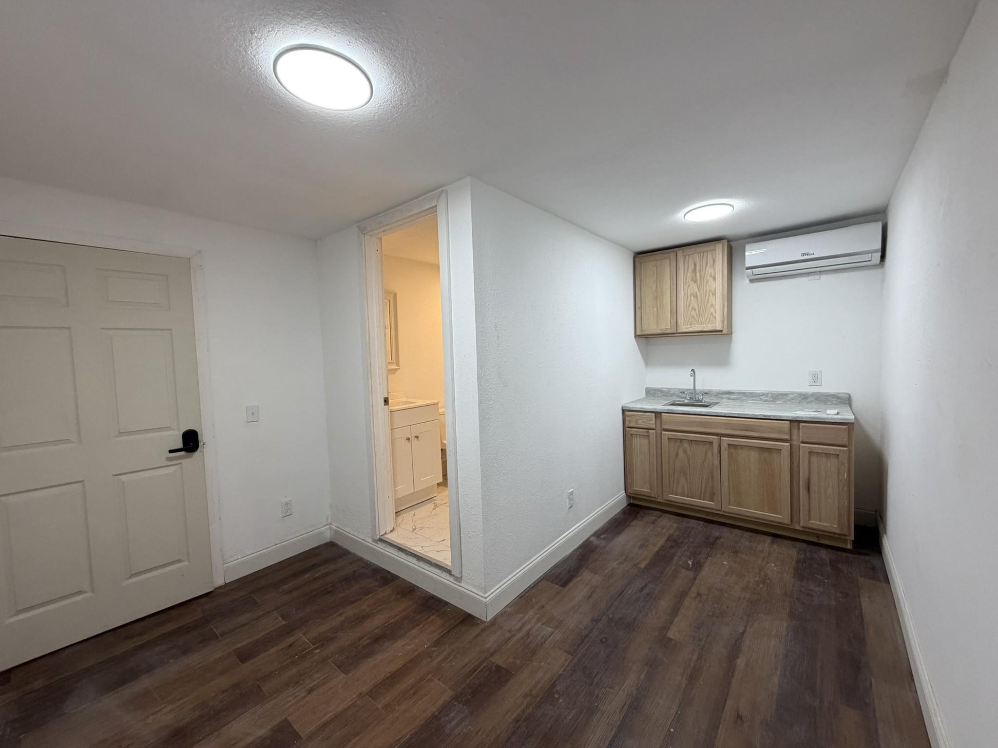 14131 NW 3rd Avenue C, Miami, FL 33168, Miami - Photo 5