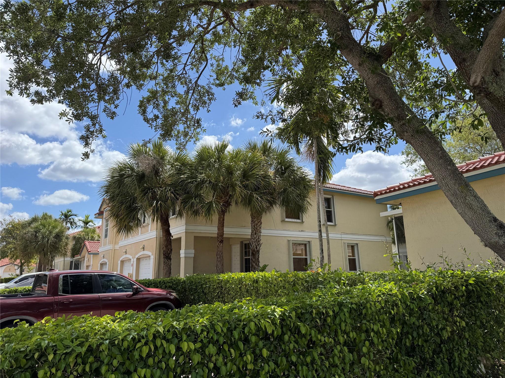 4782 NW 116th Terrace, Coral Springs, FL 33076, Coral Springs - Photo 2