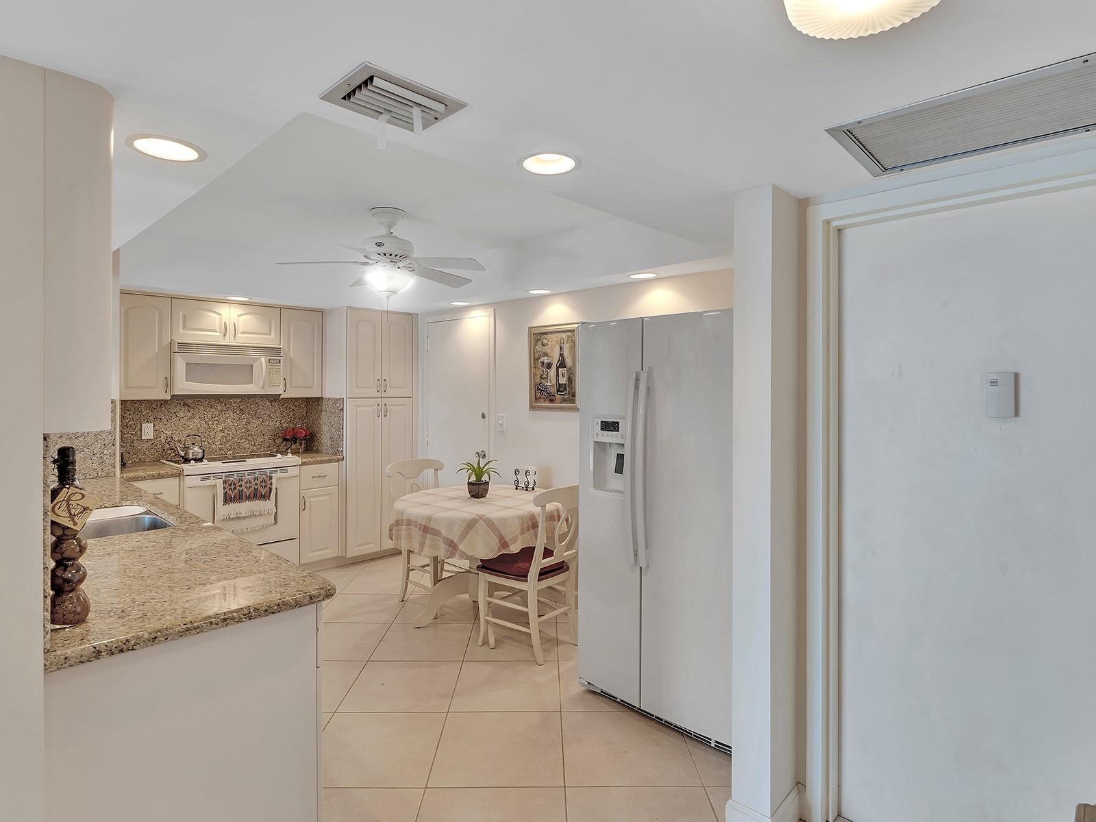 1150 Hillsboro Mile 914, Hillsboro Beach, FL 33062, Hillsboro Beach - Photo 3