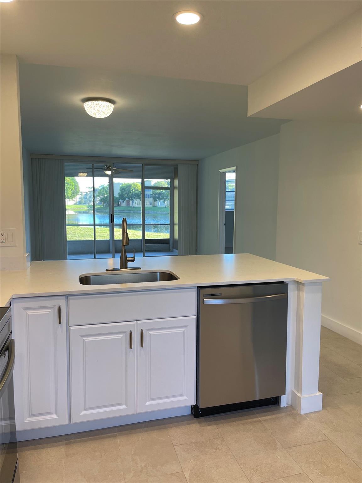 5890 NW 64th Avenue 103, Fort Lauderdale, FL 33319, Fort Lauderdale