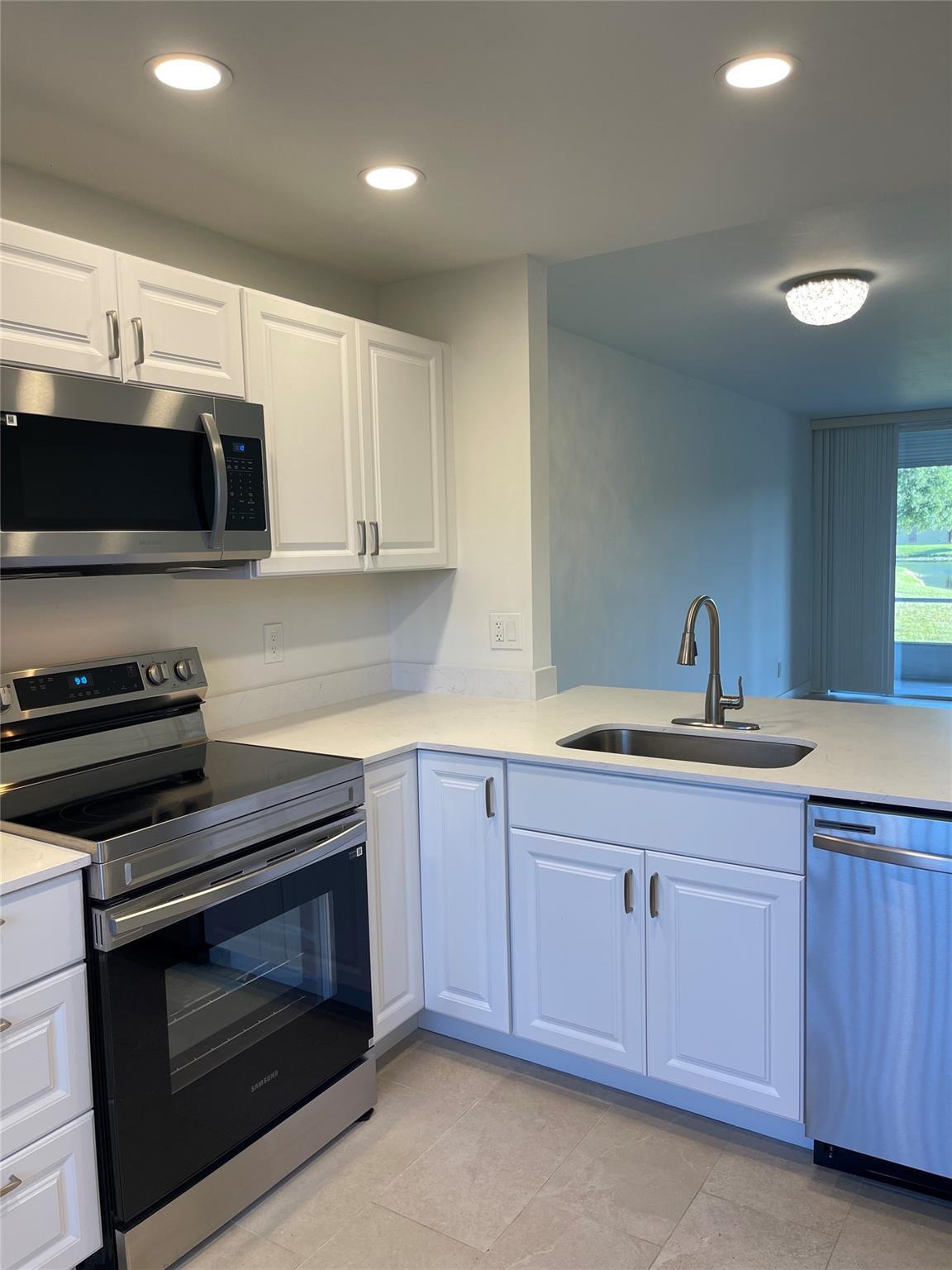 5890 NW 64th Avenue 103, Fort Lauderdale, FL 33319, Fort Lauderdale - Photo 5