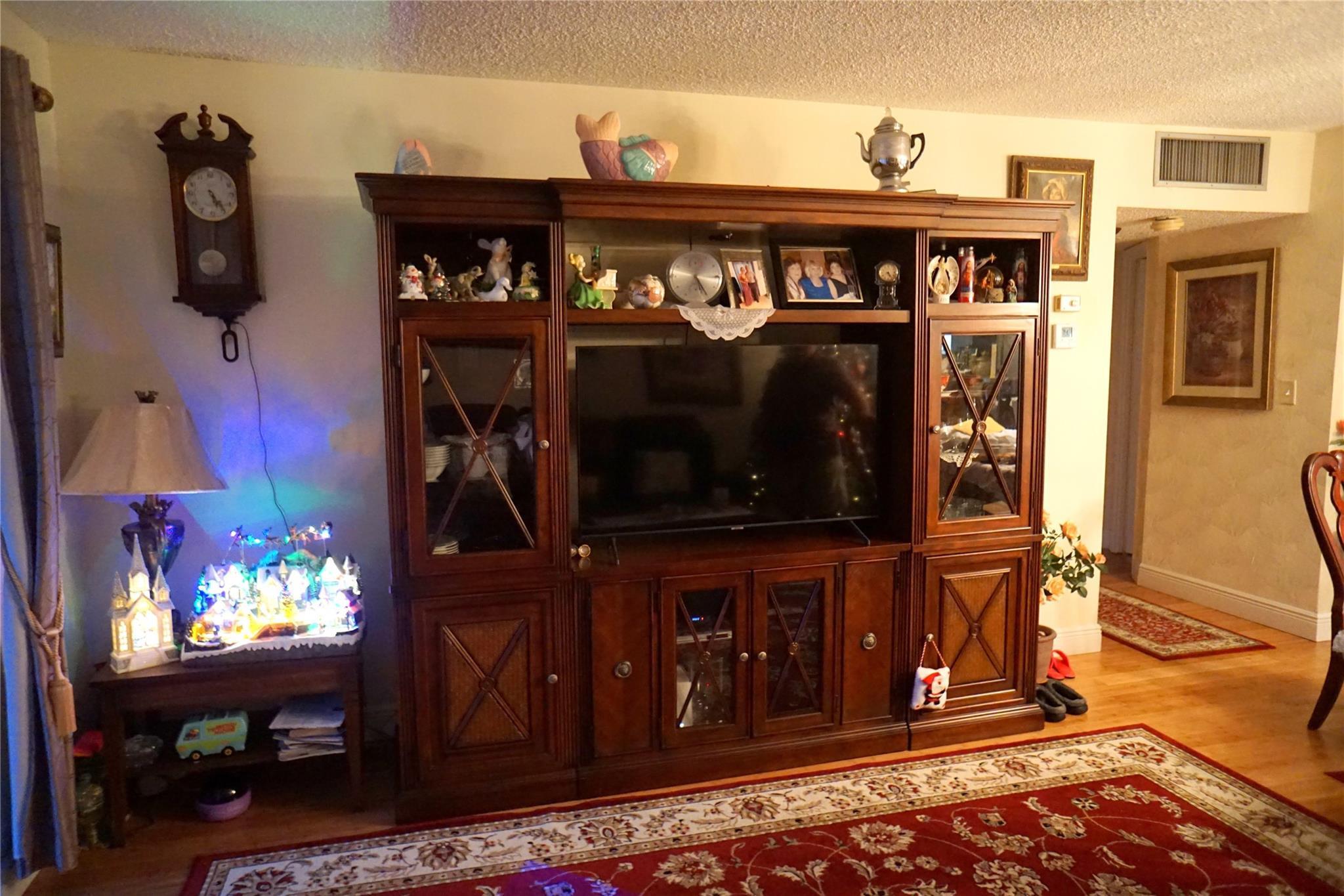 3400 NW 48th Avenue 502, Lauderdale Lakes, FL 33319, Lauderdale Lakes - Photo 4