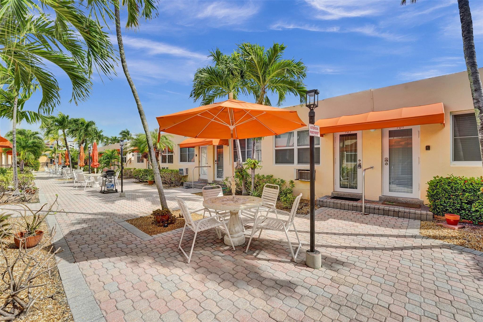 329 Connecticut Street 107, Hollywood, FL 33019, Hollywood - Photo 3