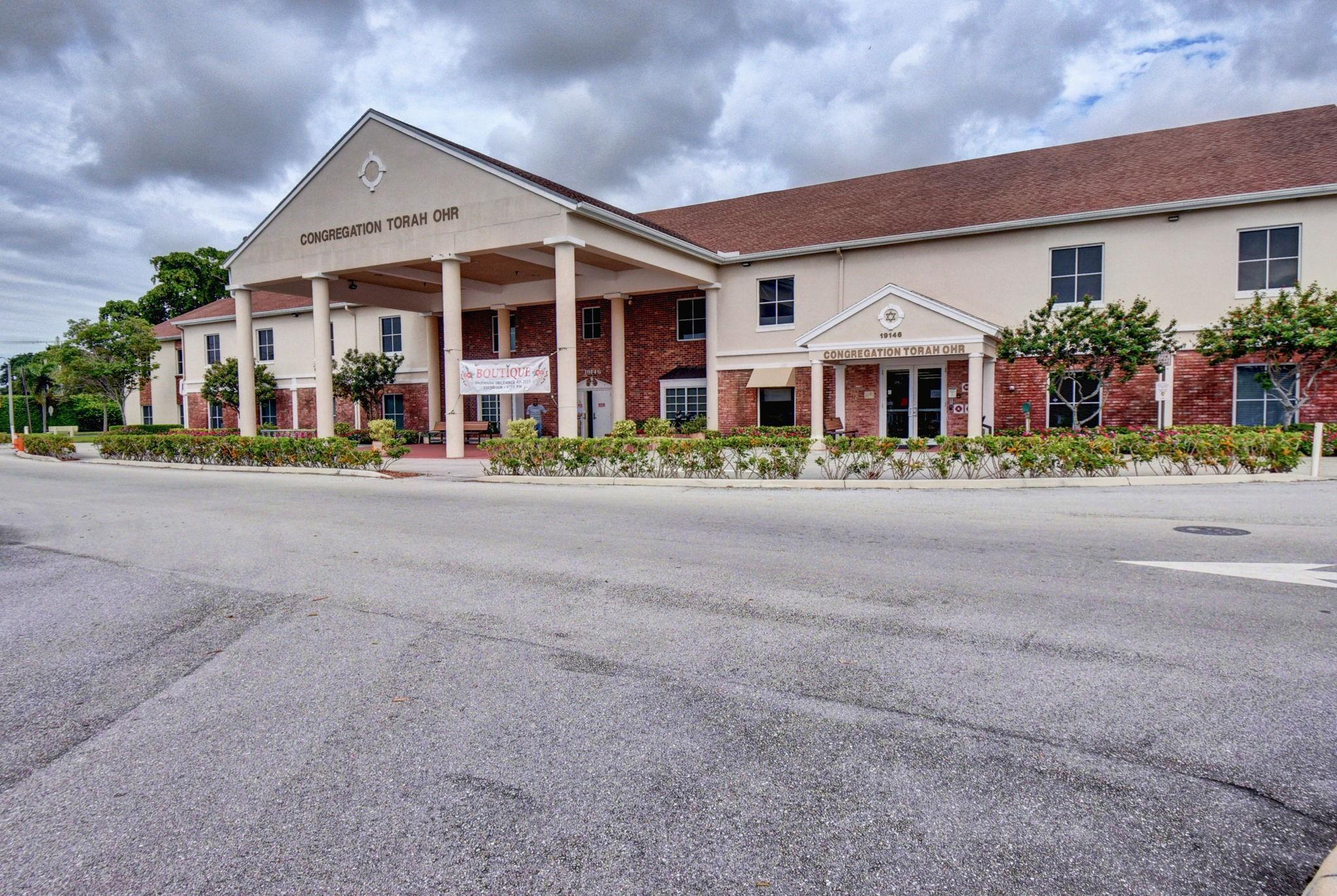 3025 Guildford B 3025, Boca Raton, FL 33434, Boca Raton - Photo 3