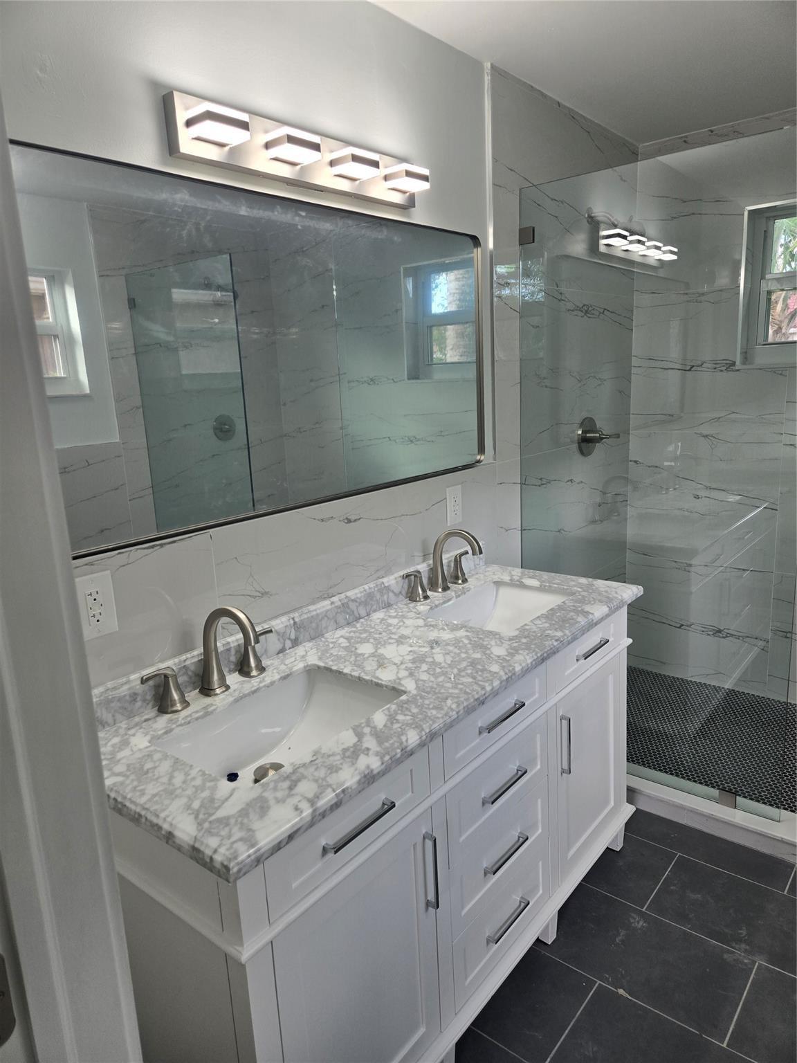 580 NW 87 Way, Coral Springs, FL 33071, Coral Springs - Photo 5