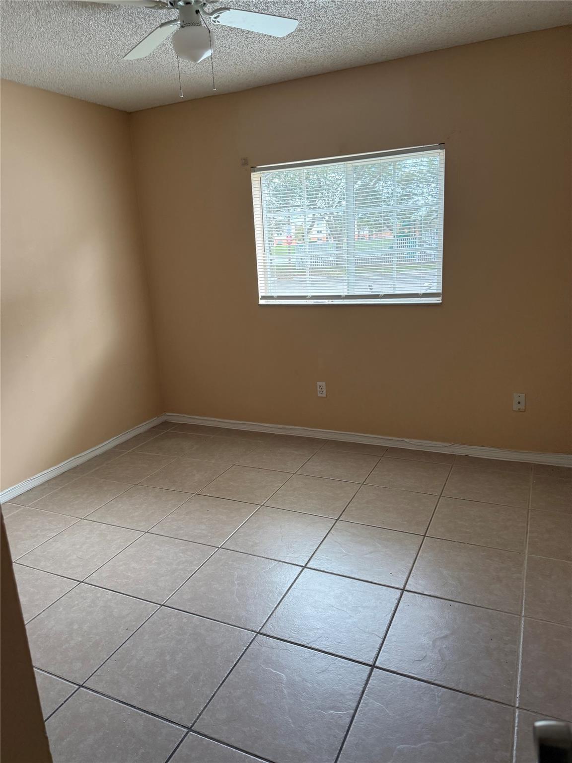 3680 N 56th Avenue 805-B, Hollywood, FL 33021, Hollywood - Photo 5