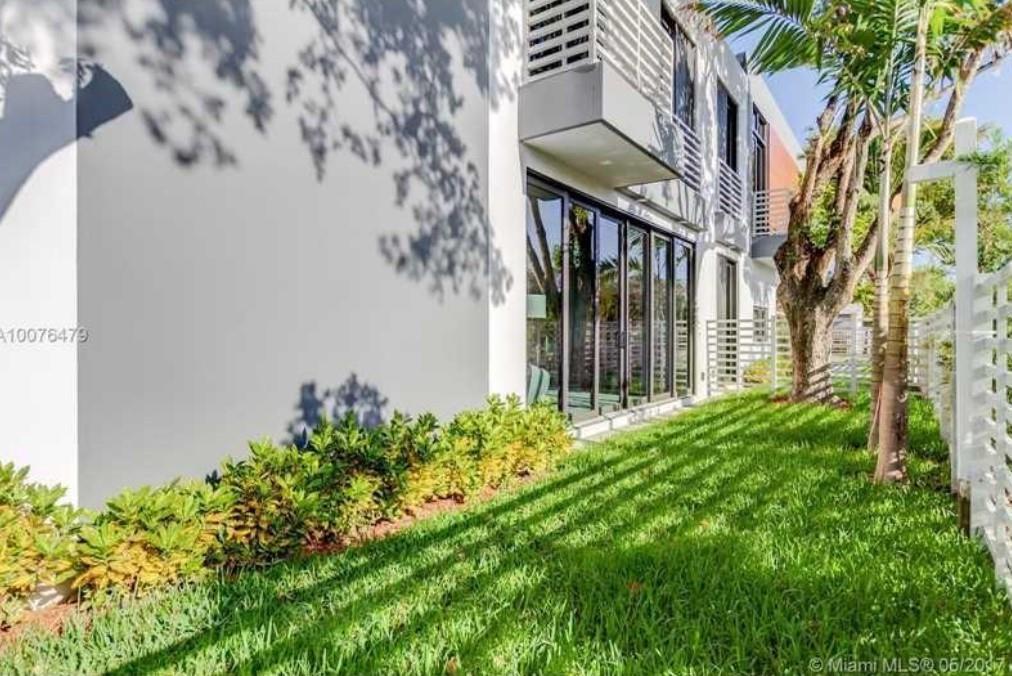 1400 NE 6 Street 1400, Fort Lauderdale, FL 33304, Fort Lauderdale - Photo 2