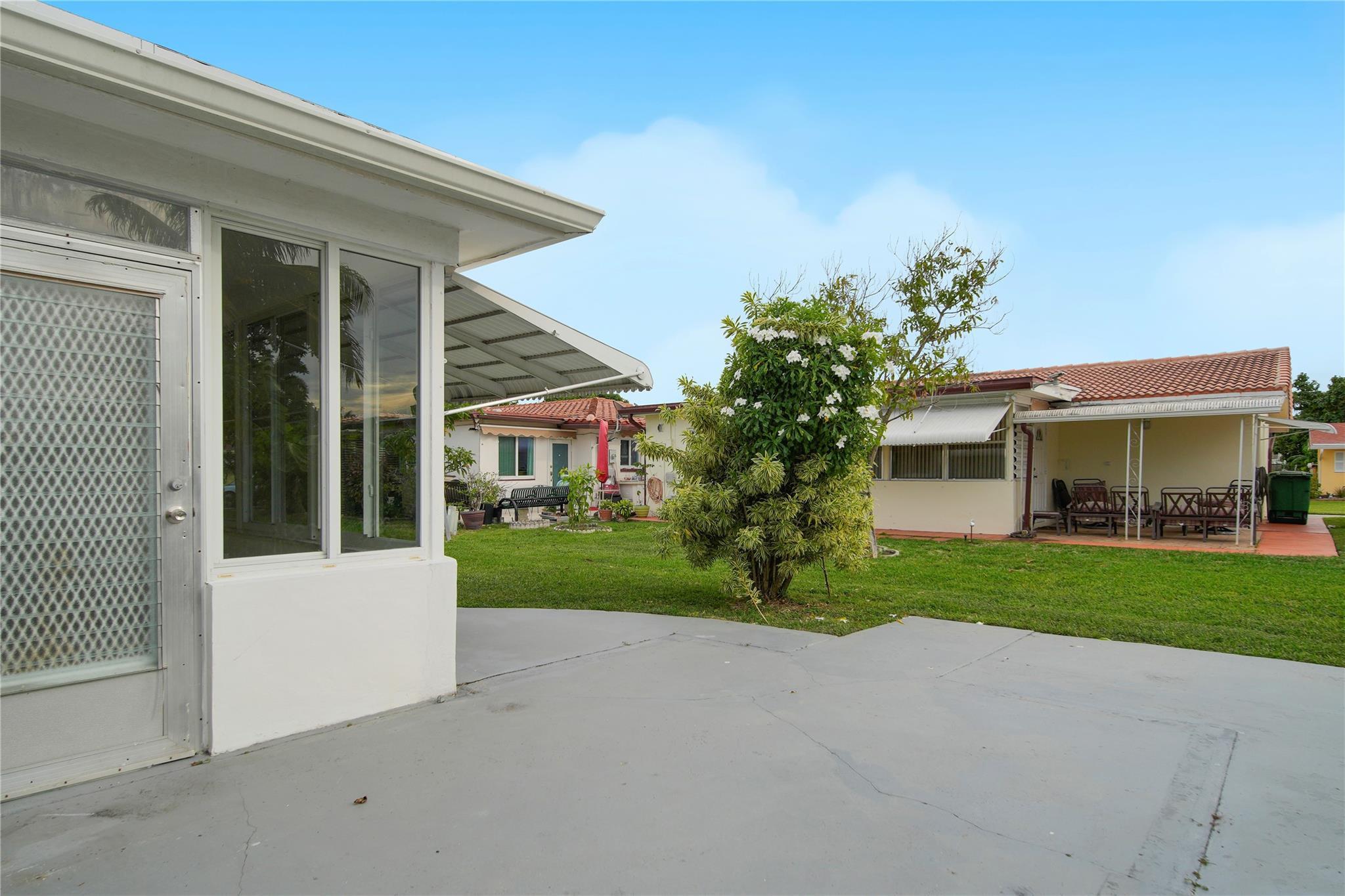 4510 NW 49th Drive, Tamarac, FL 33319, Tamarac - Photo 5