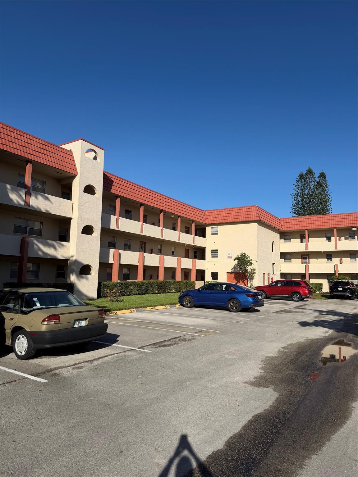 2950 W Sunrise Lks Drive 305, Fort Lauderdale, FL 33322, Fort Lauderdale - Photo 2