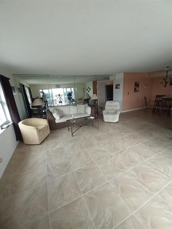 1200 Hibiscus Avenue 608, Pompano Beach, FL 33062, Pompano Beach - Photo 3