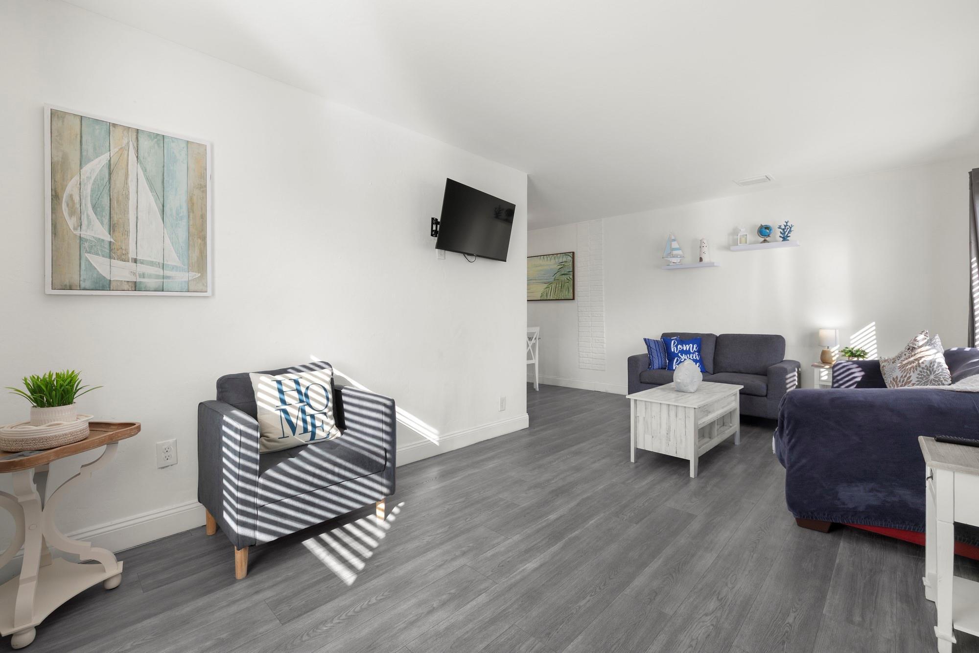 413-415 SE 23rd Street, Fort Lauderdale, FL 33316, Fort Lauderdale - Photo 4