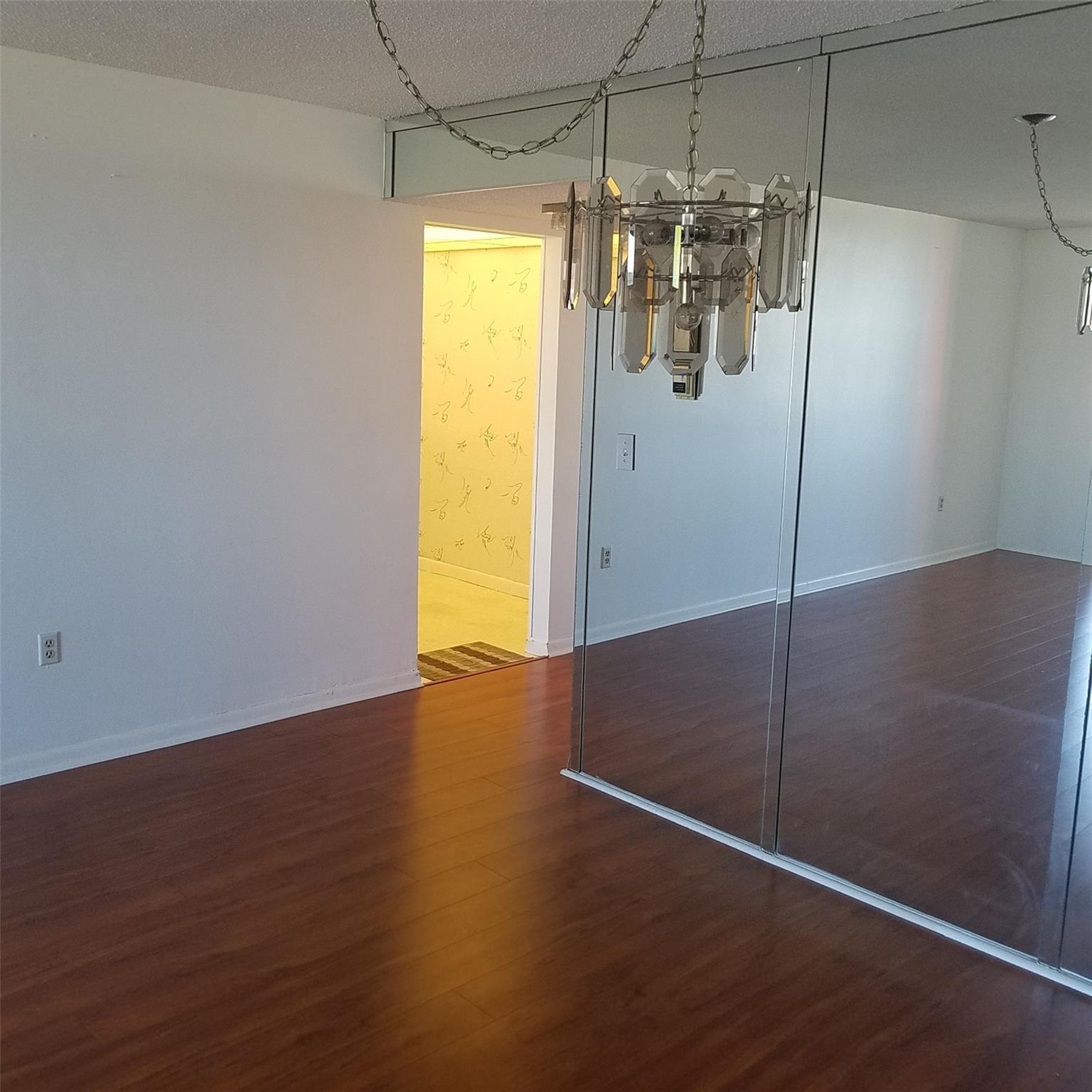 1300 NE Miami Gardens Drive 810e, Miami, FL 33179, Miami - Photo 5