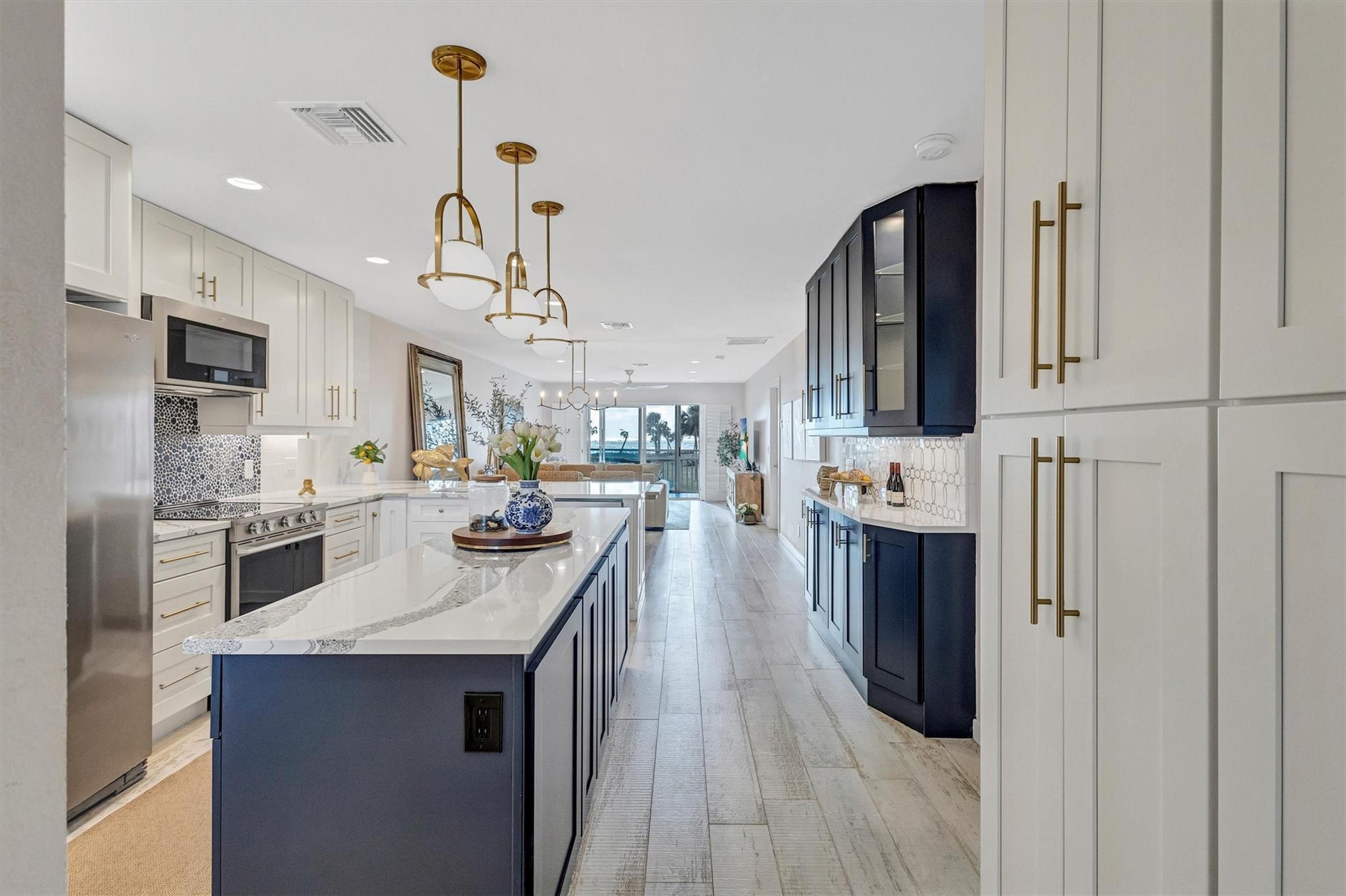 7125 Gulf Of Mexico 22, Longboat Key, FL 34228, Longboat Key - Photo 2