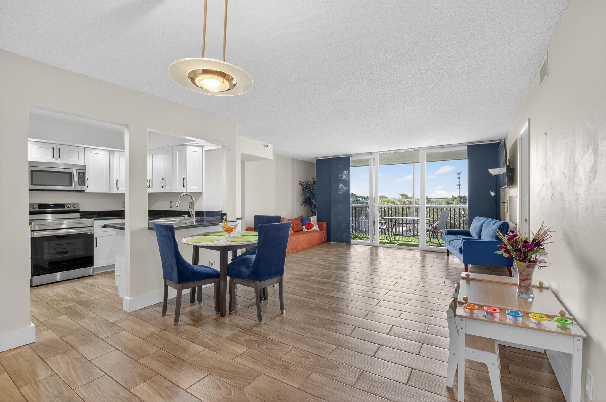 5260 NW 2nd Avenue 402, Boca Raton, FL 33487, Boca Raton - Photo 3