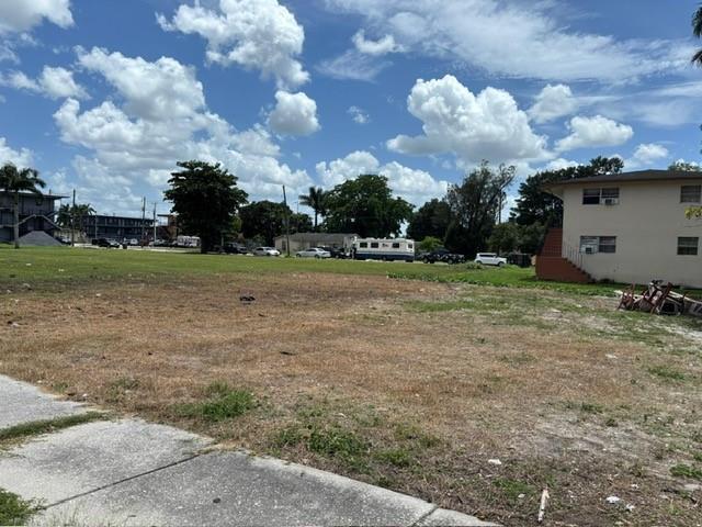 724 SW Avenue B Avenue, Belle Glade, FL 33430, Belle Glade - Photo 4